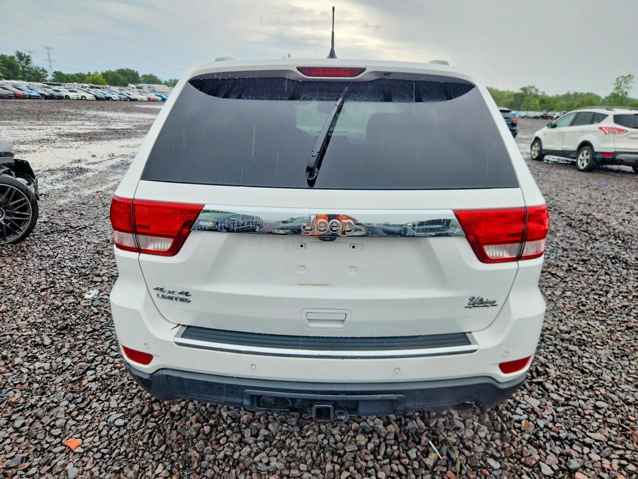 2013 Jeep Grand Cherokee Limited White vin: 1C4RJFBG2DC649689