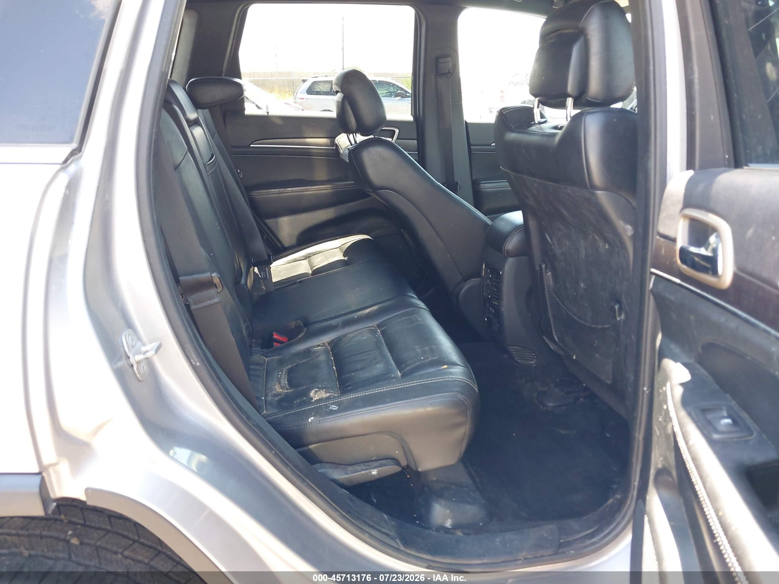 2014 Jeep Grand Cherokee Limited Silver vin: 1C4RJFBG2EC525603