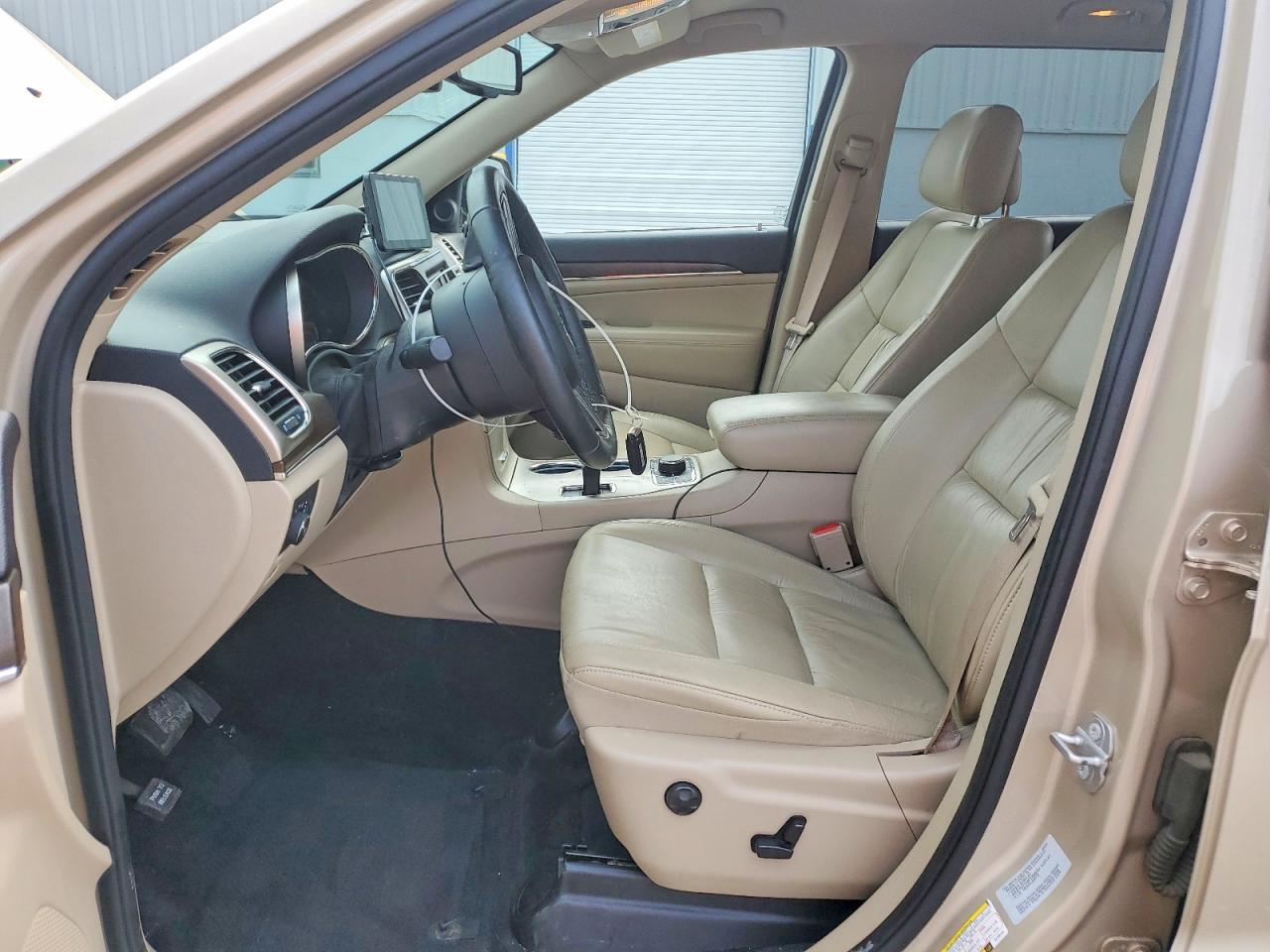 2015 Jeep Grand Cherokee Limited Желто-коричневый vin: 1C4RJFBG2FC130144