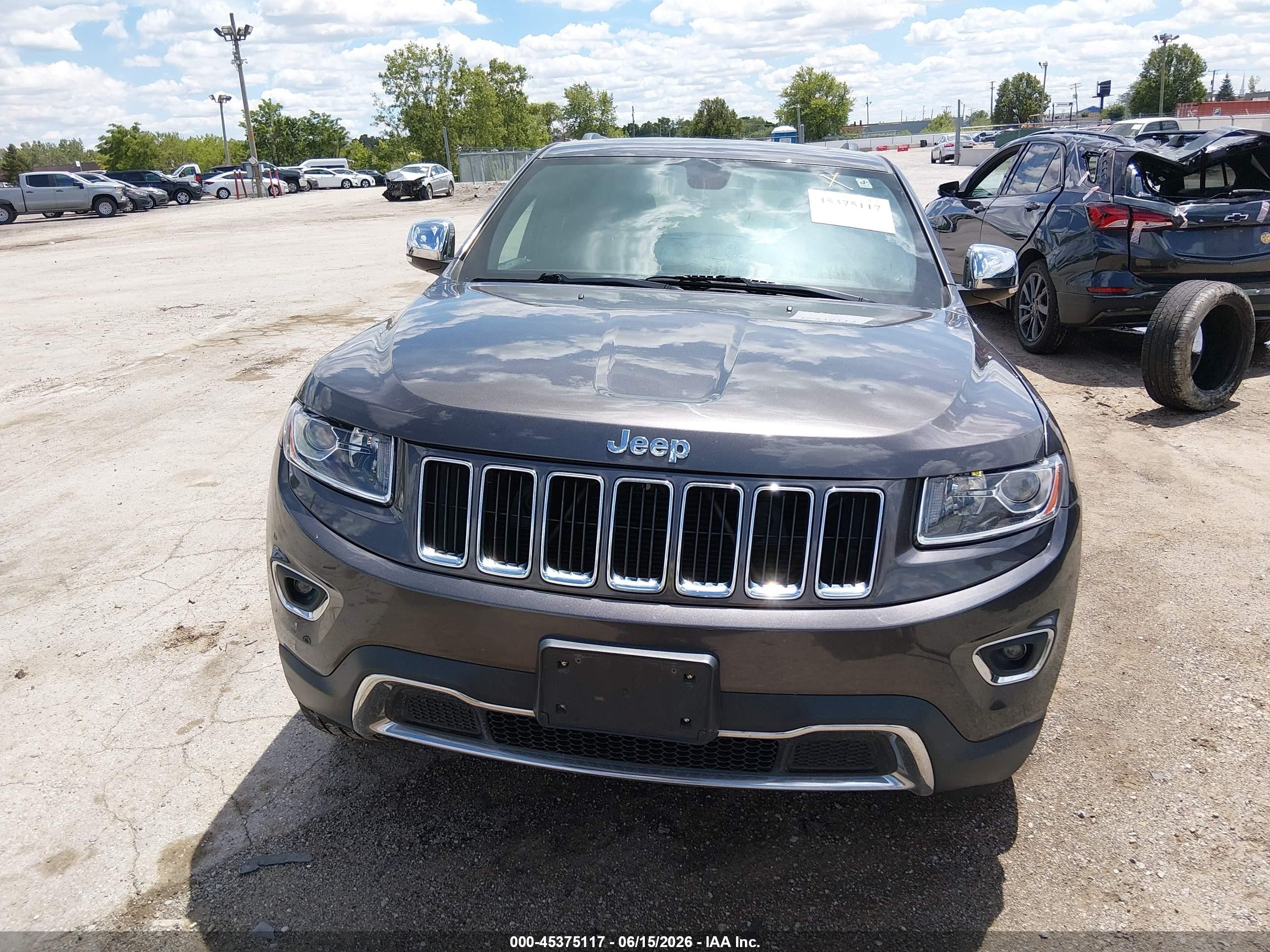 2015 Jeep Grand Cherokee Limited Silver vin: 1C4RJFBG2FC609485