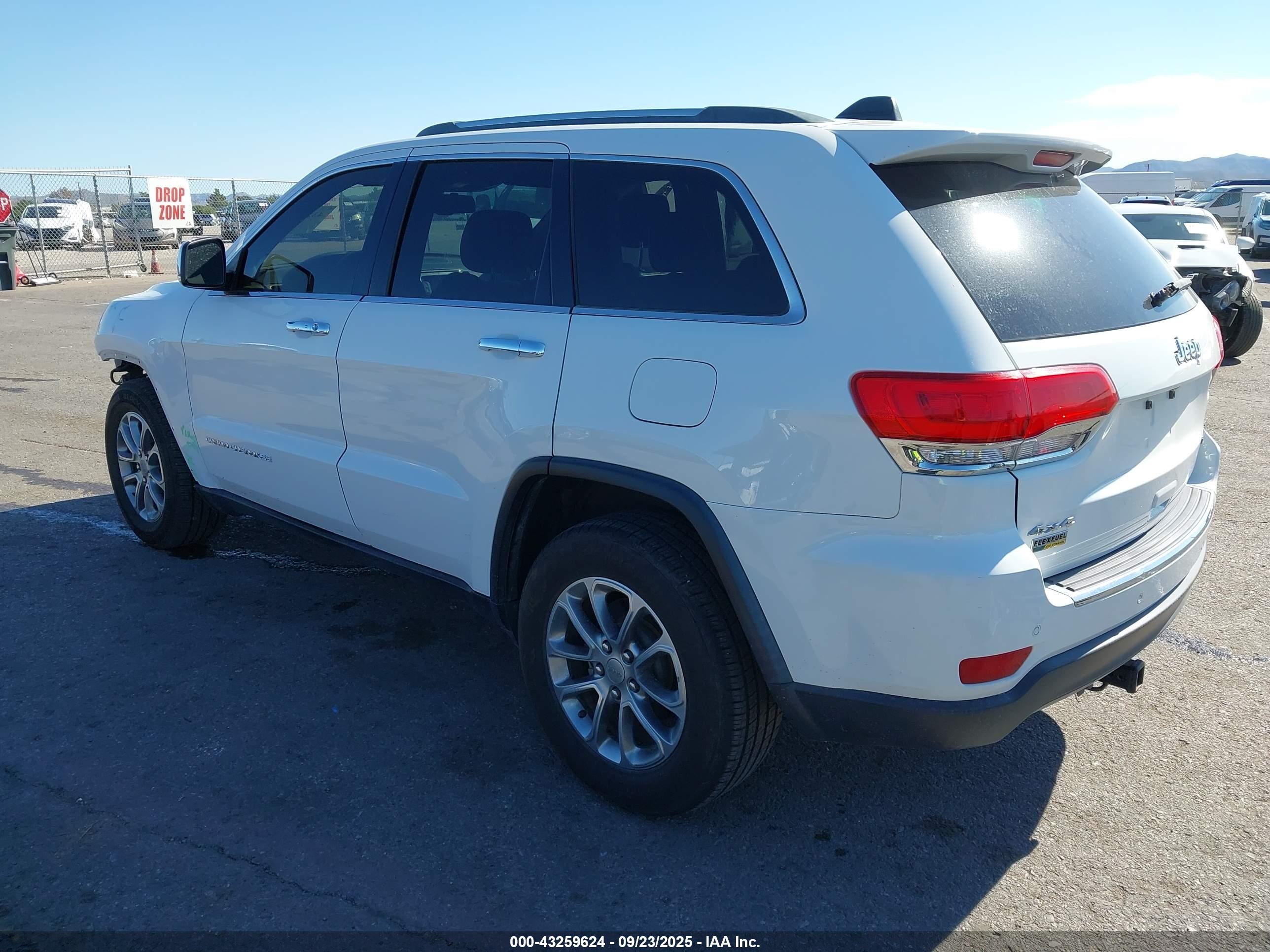 2015 Jeep Grand Cherokee Limited White vin: 1C4RJFBG2FC627243