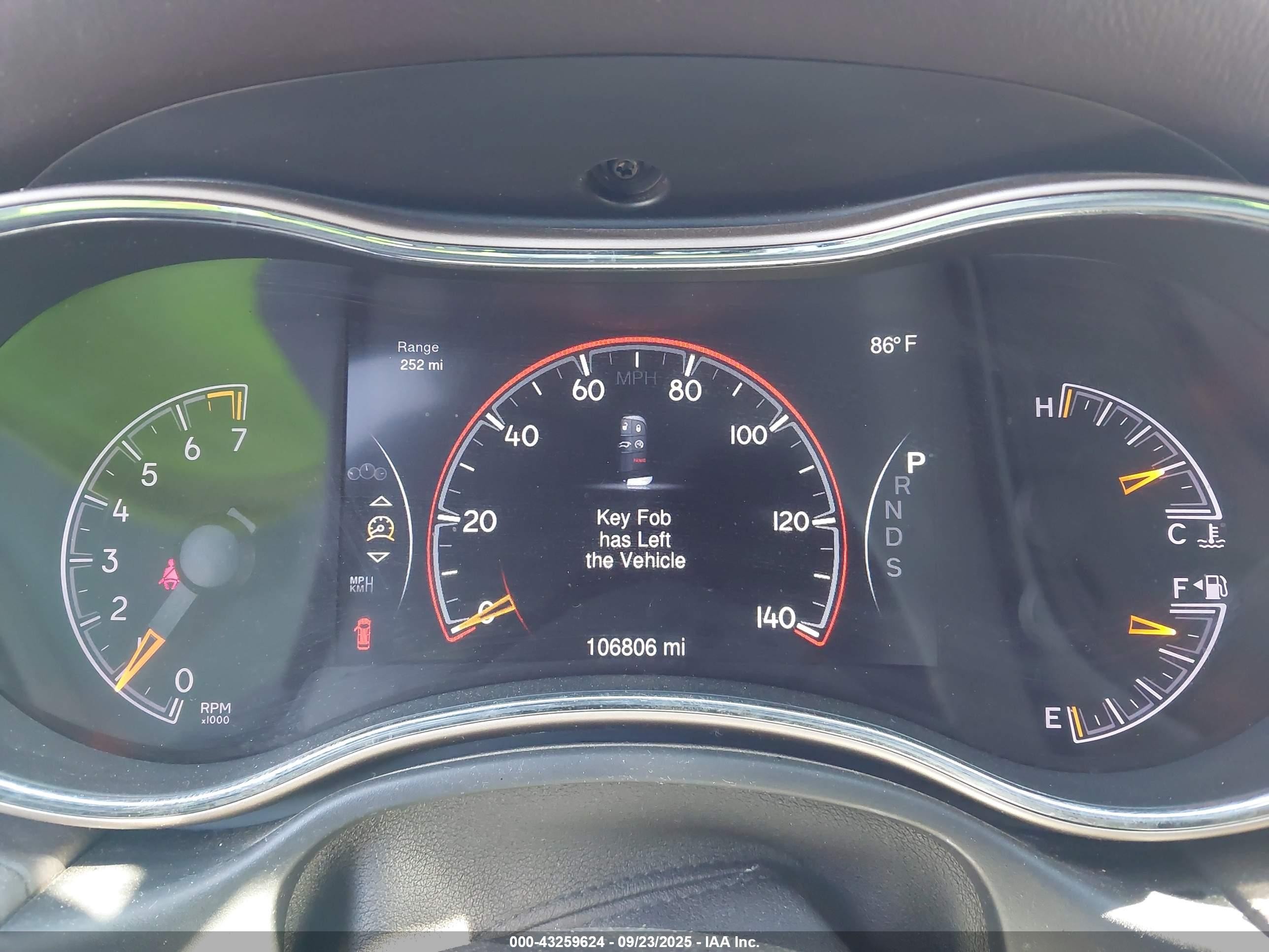 2015 Jeep Grand Cherokee Limited White vin: 1C4RJFBG2FC627243