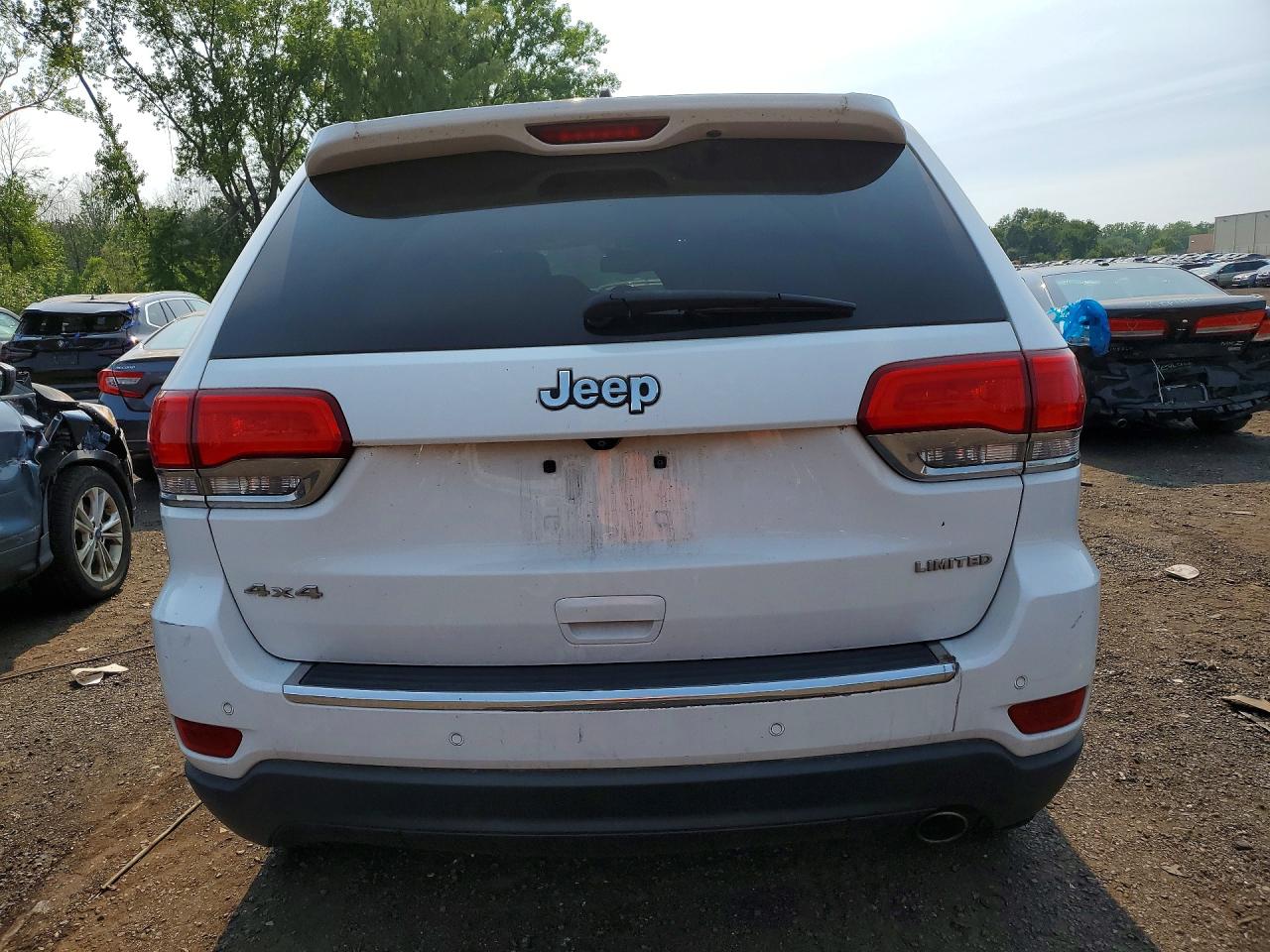 2015 Jeep Grand Cherokee Limited White vin: 1C4RJFBG2FC699222