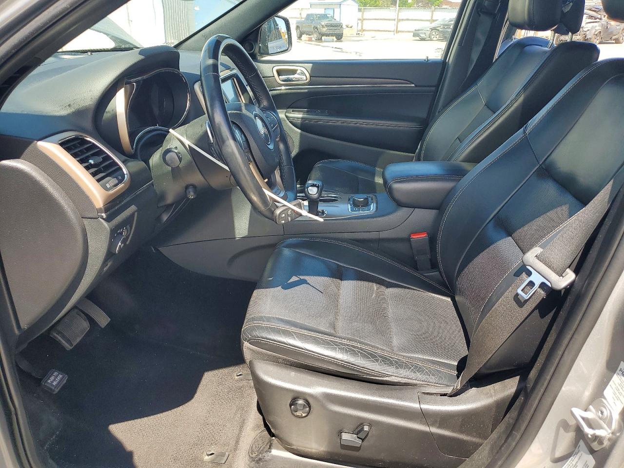 2015 Jeep Grand Cherokee Limited Silver vin: 1C4RJFBG2FC827653