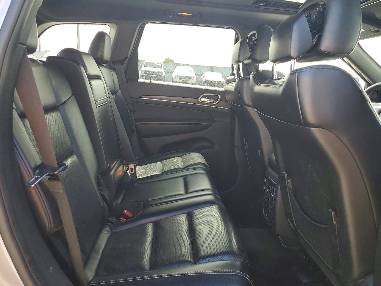 2015 Jeep Grand Cherokee Limited Silver vin: 1C4RJFBG2FC827653