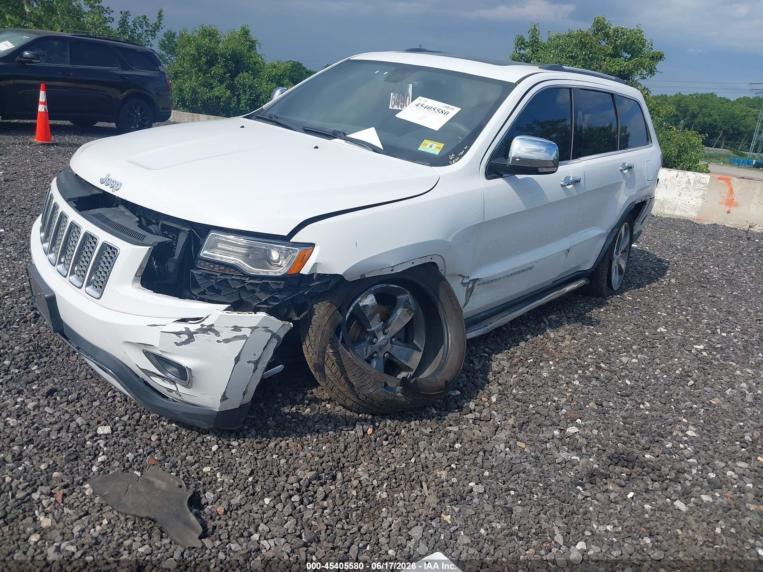 2015 Jeep Grand Cherokee Limited White vin: 1C4RJFBG2FC855775