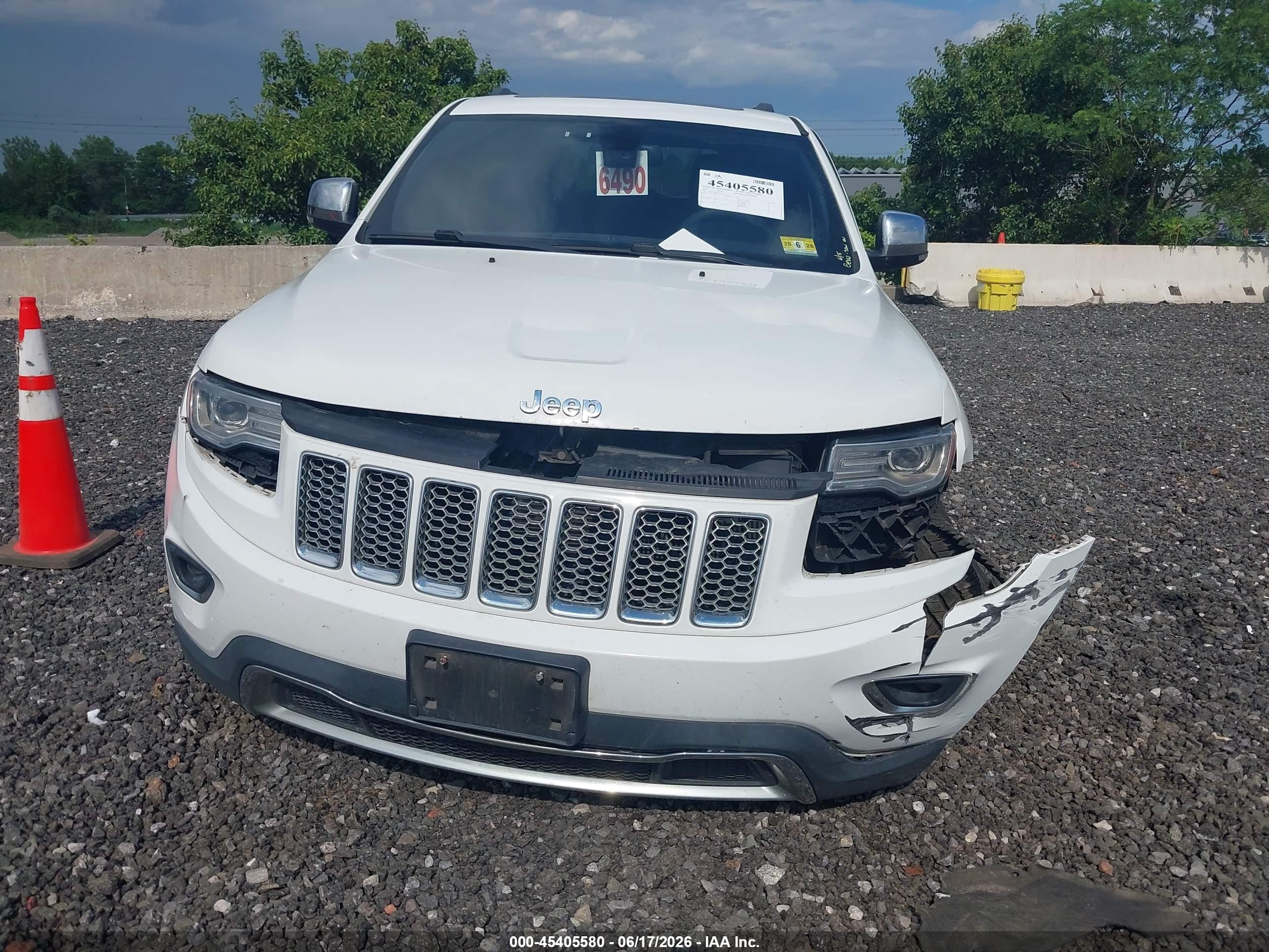 2015 Jeep Grand Cherokee Limited White vin: 1C4RJFBG2FC855775
