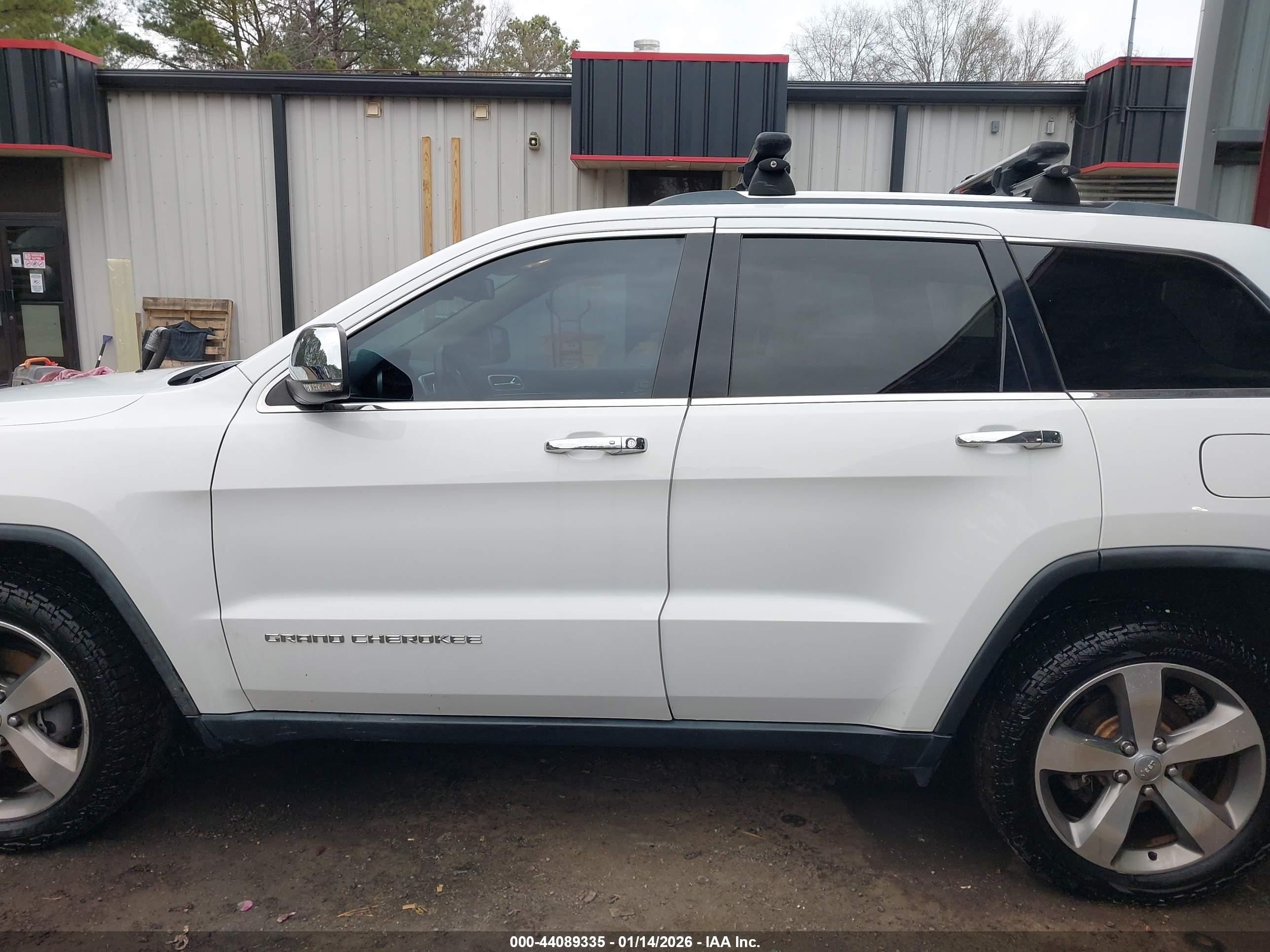 2015 Jeep Grand Cherokee Limited White vin: 1C4RJFBG2FC905316