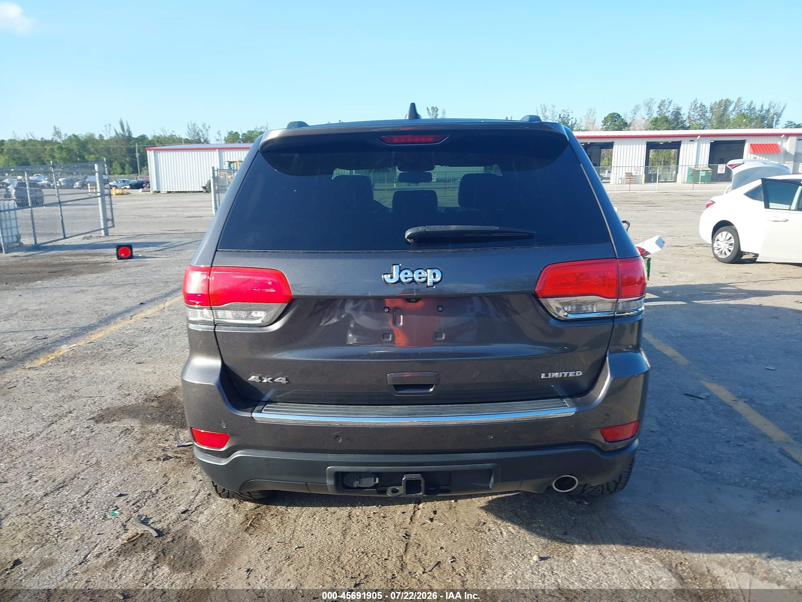 2015 Jeep Grand Cherokee Limited Серебряный vin: 1C4RJFBG2FC939966