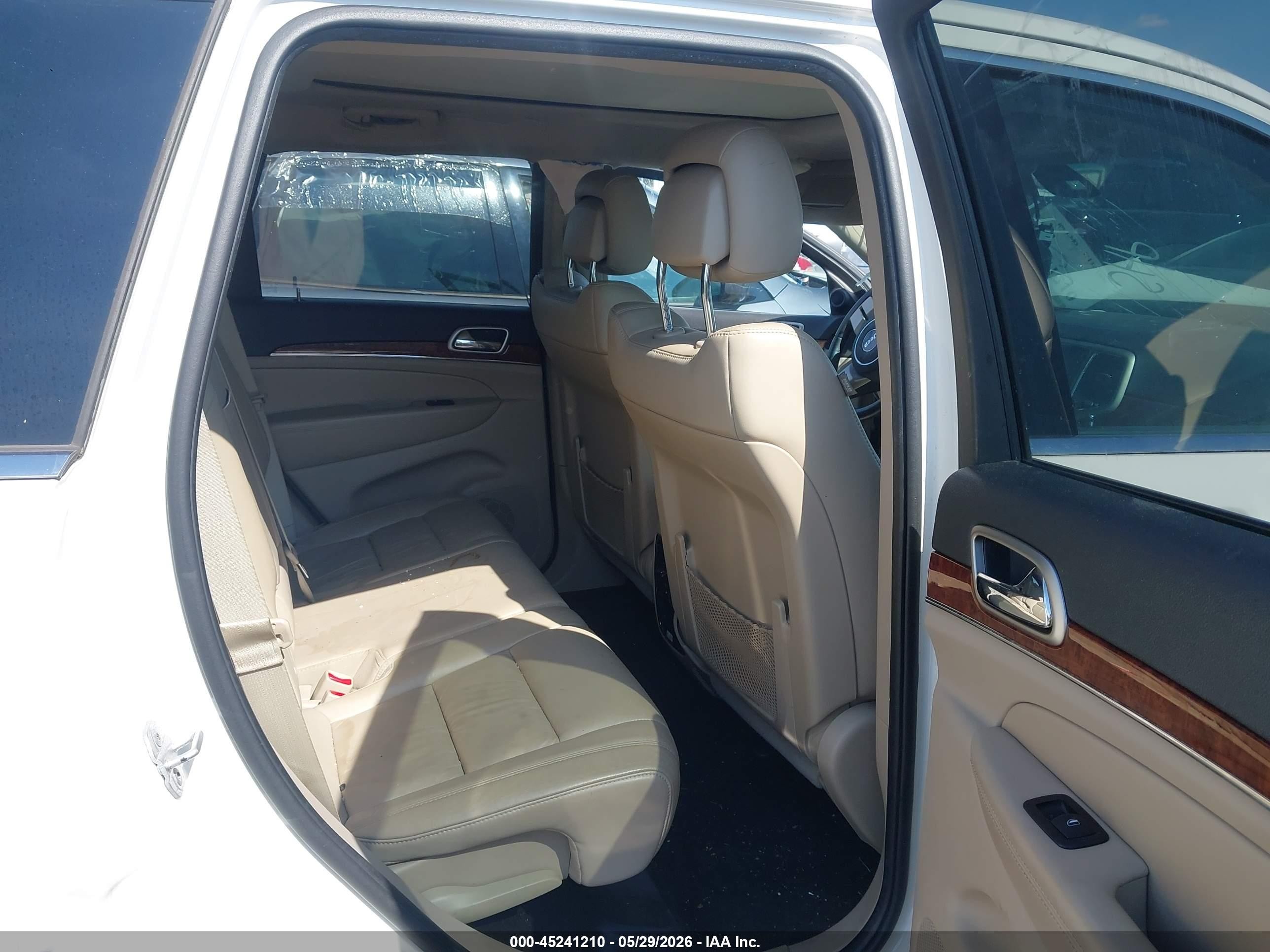 2012 Jeep Grand Cherokee Limited White vin: 1C4RJFBG3CC217899