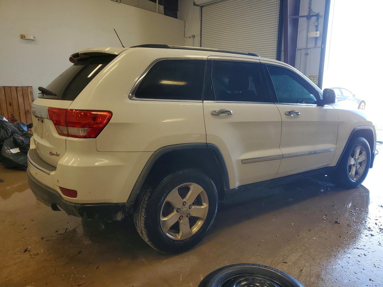 2013 Jeep Grand Cherokee Limited White vin: 1C4RJFBG3DC552971