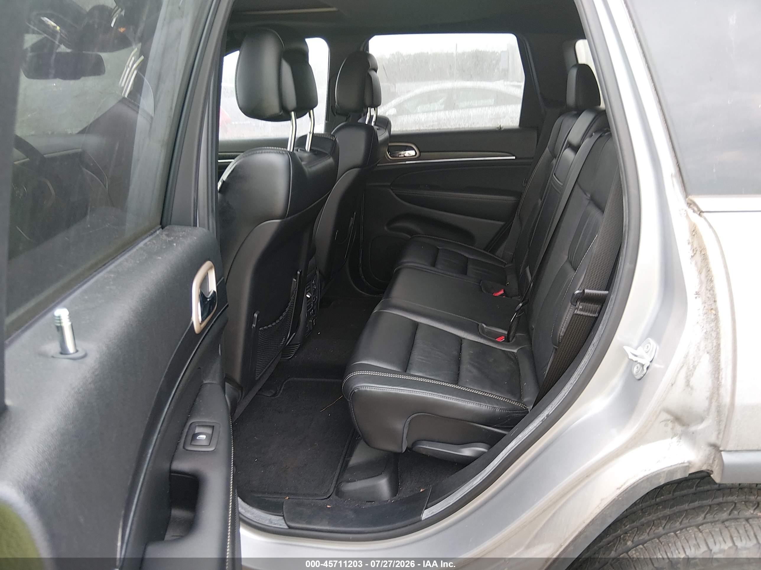 2014 Jeep Grand Cherokee Limited Silver vin: 1C4RJFBG3EC150787