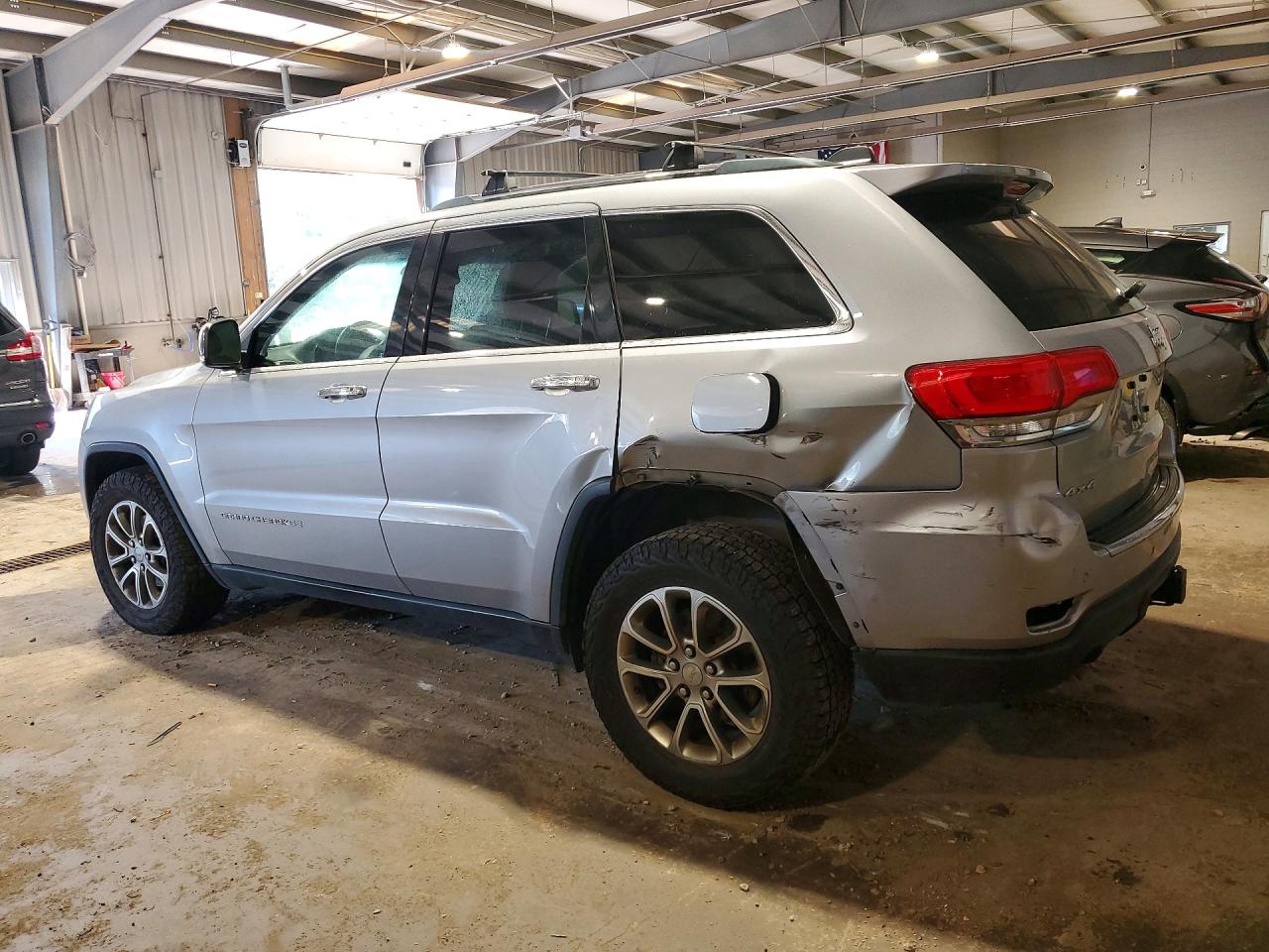 2014 Jeep Grand Cherokee Limited Silver vin: 1C4RJFBG3EC233829