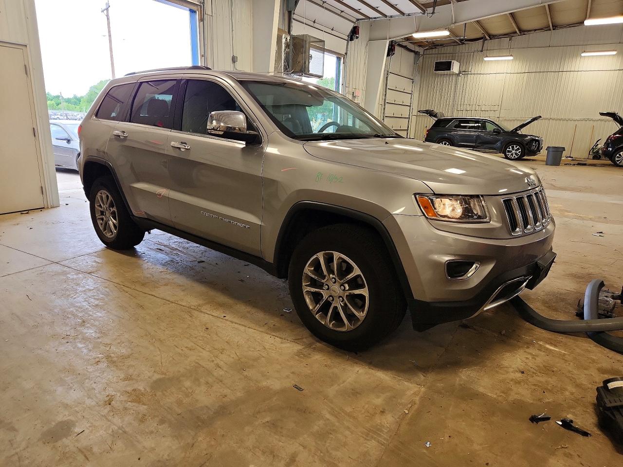 2014 Jeep Grand Cherokee Limited Silver vin: 1C4RJFBG3EC258309