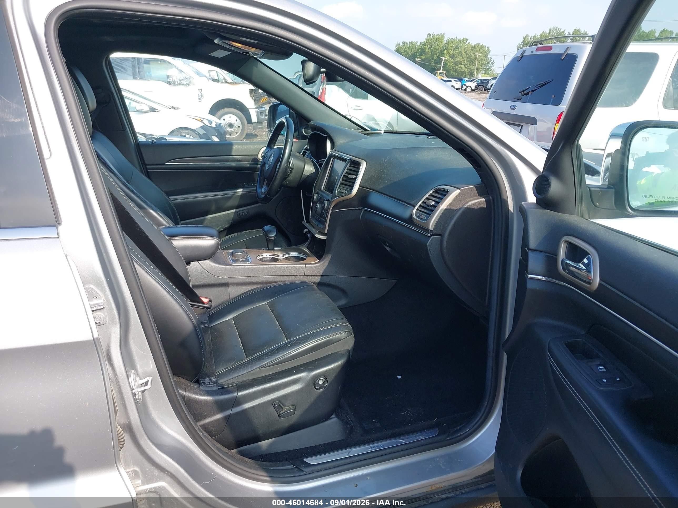 2014 Jeep Grand Cherokee Limited Silver vin: 1C4RJFBG3EC274977