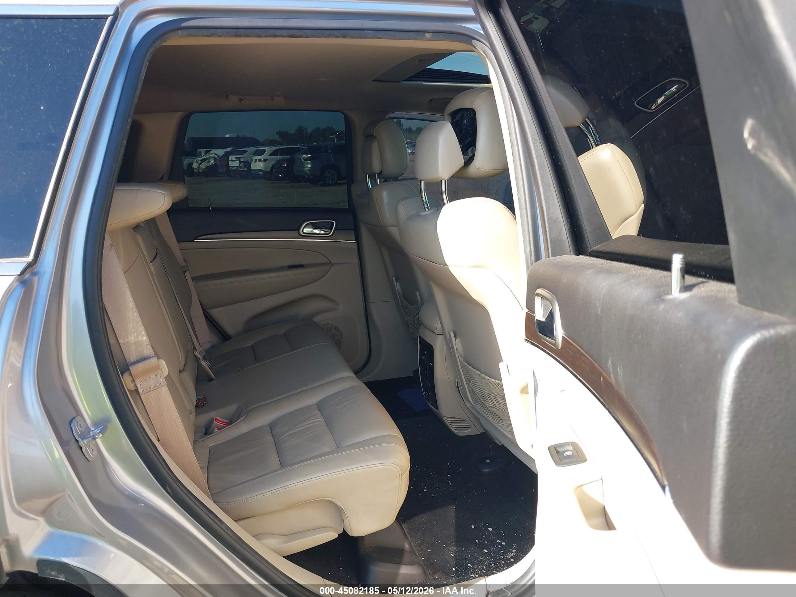 2014 Jeep Grand Cherokee Limited Silver vin: 1C4RJFBG3EC527781