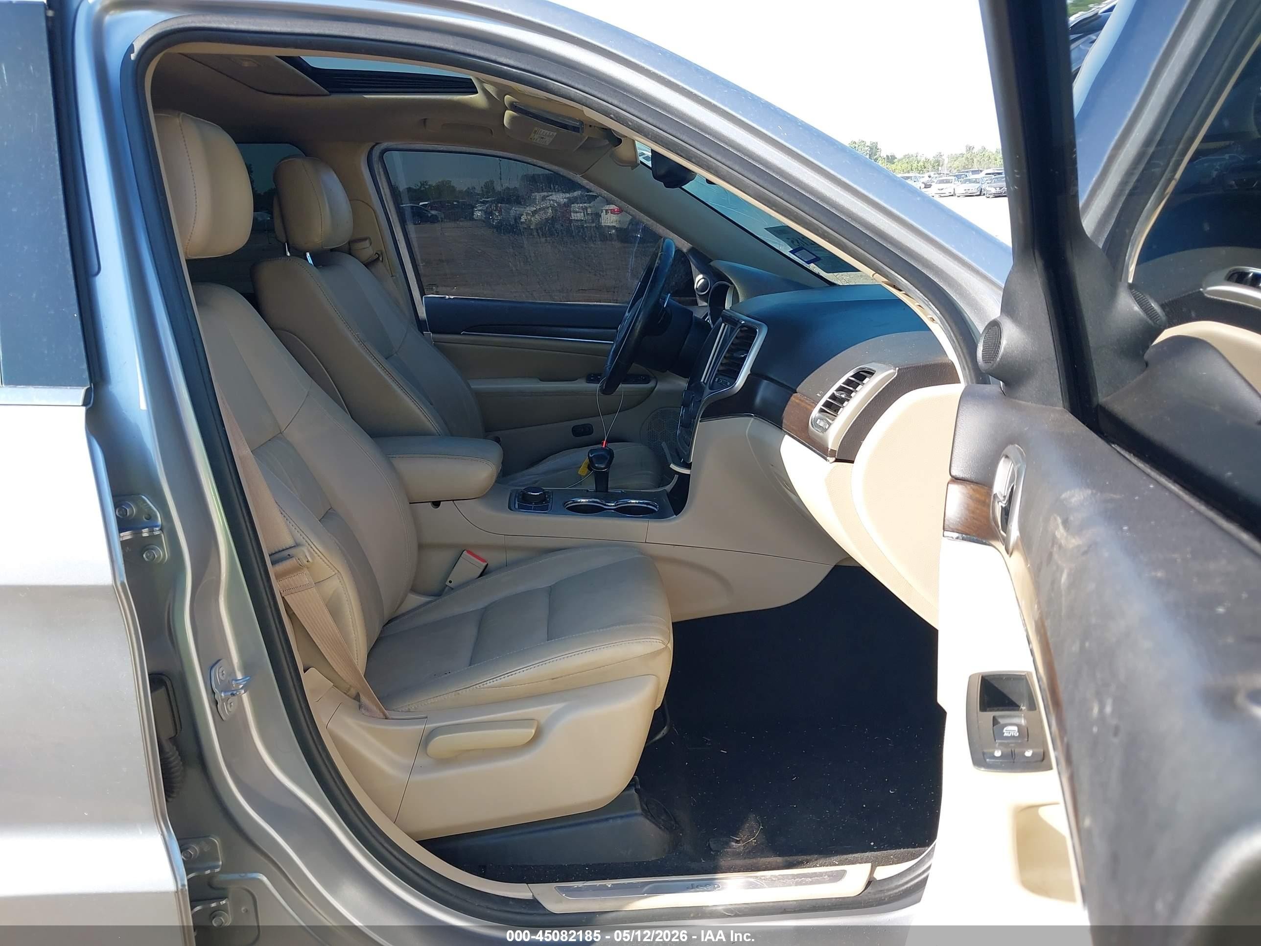 2014 Jeep Grand Cherokee Limited Silver vin: 1C4RJFBG3EC527781