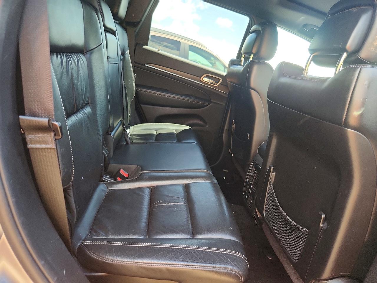2015 Jeep Grand Cherokee Limited Silver vin: 1C4RJFBG3FC128919