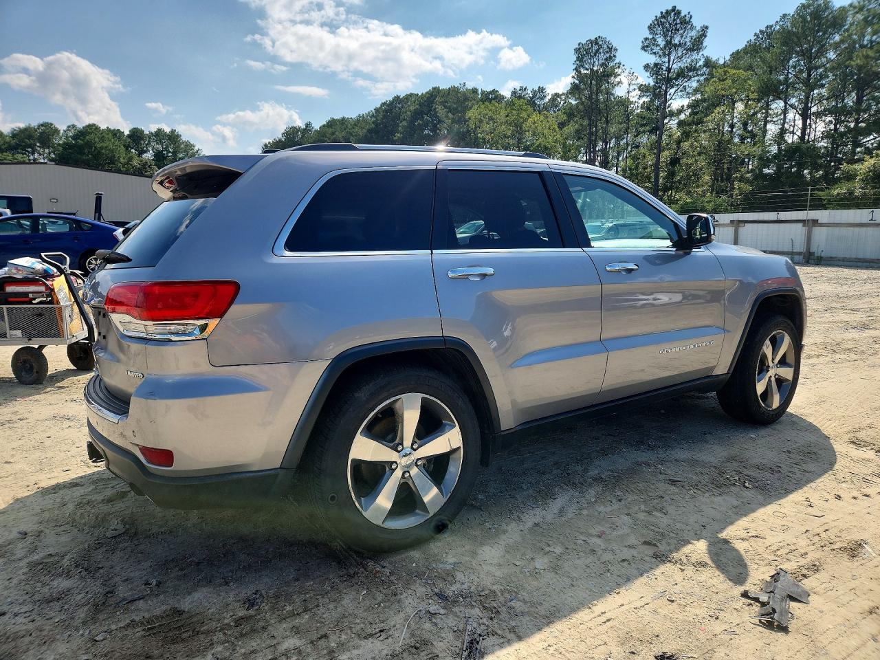 2015 Jeep Grand Cherokee Limited Silver vin: 1C4RJFBG3FC197884