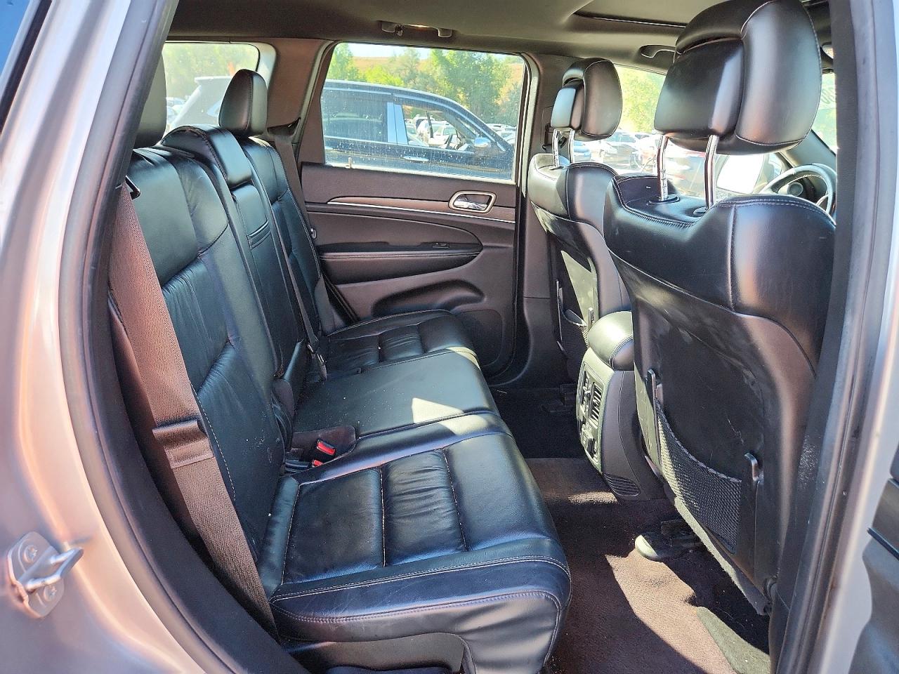 2015 Jeep Grand Cherokee Limited Silver vin: 1C4RJFBG3FC233959