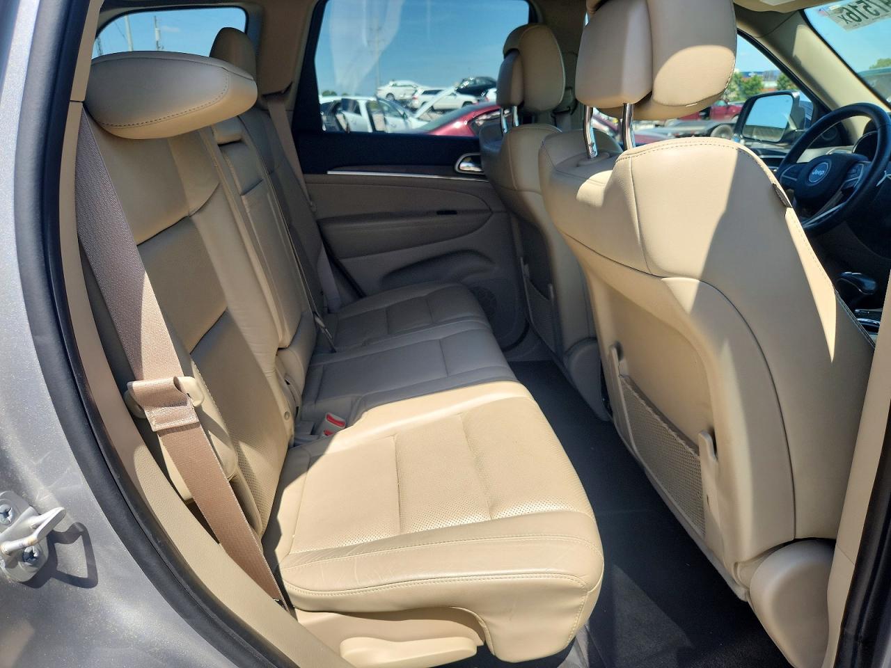2015 Jeep Grand Cherokee Limited Silver vin: 1C4RJFBG3FC604635