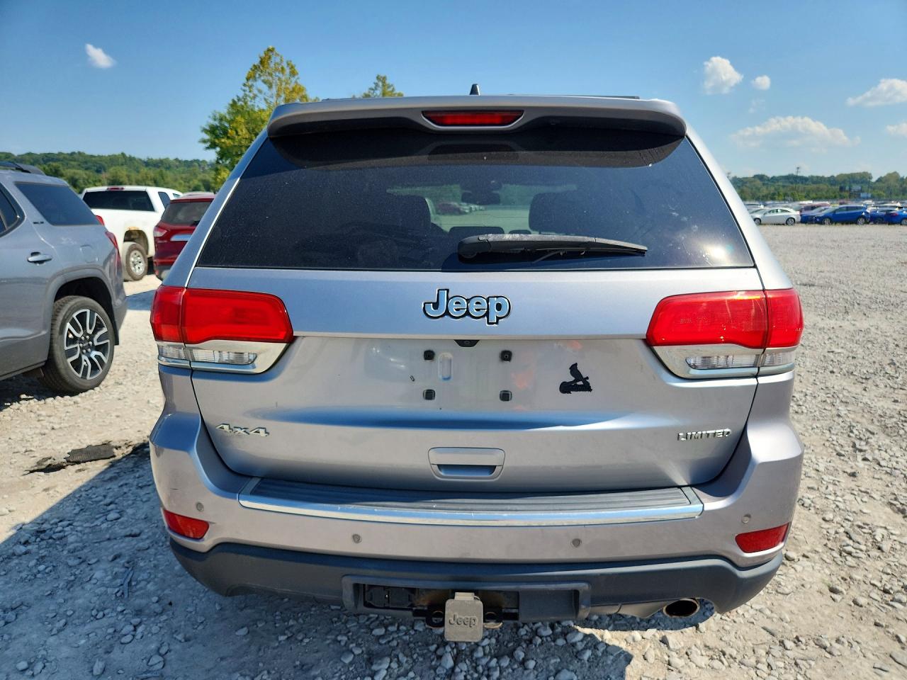 2015 Jeep Grand Cherokee Limited Silver vin: 1C4RJFBG3FC607275
