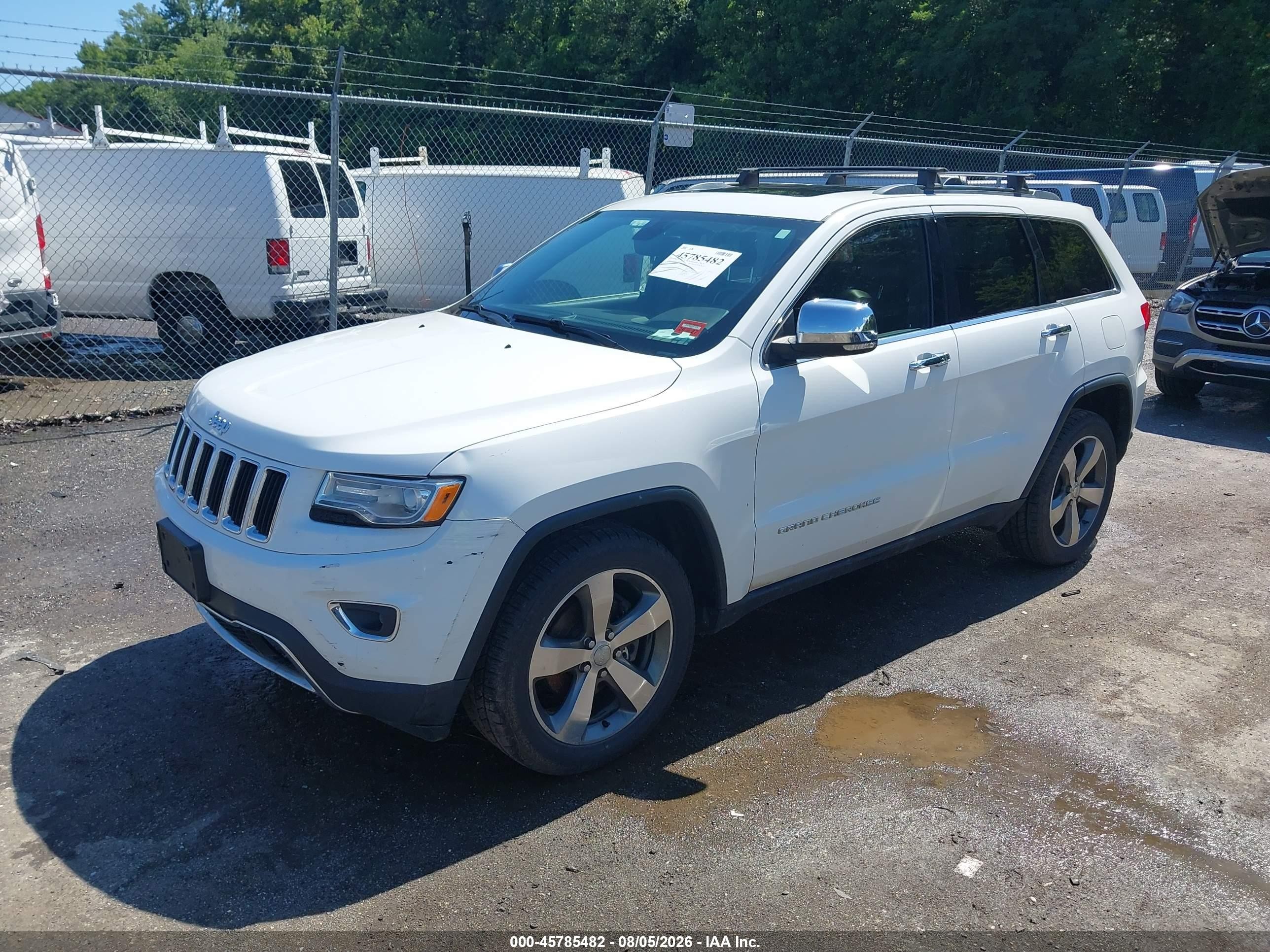 2015 Jeep Grand Cherokee Limited White vin: 1C4RJFBG3FC607728