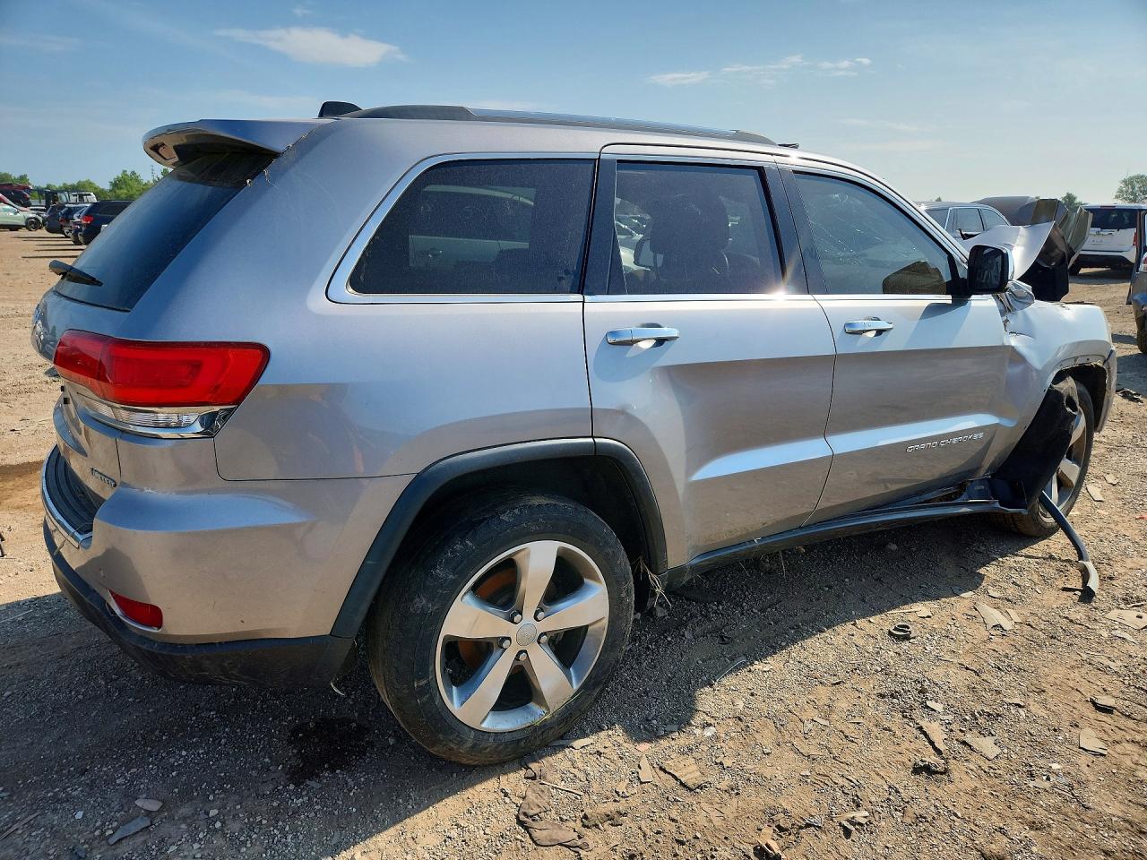 2015 Jeep Grand Cherokee Limited Silver vin: 1C4RJFBG3FC645623