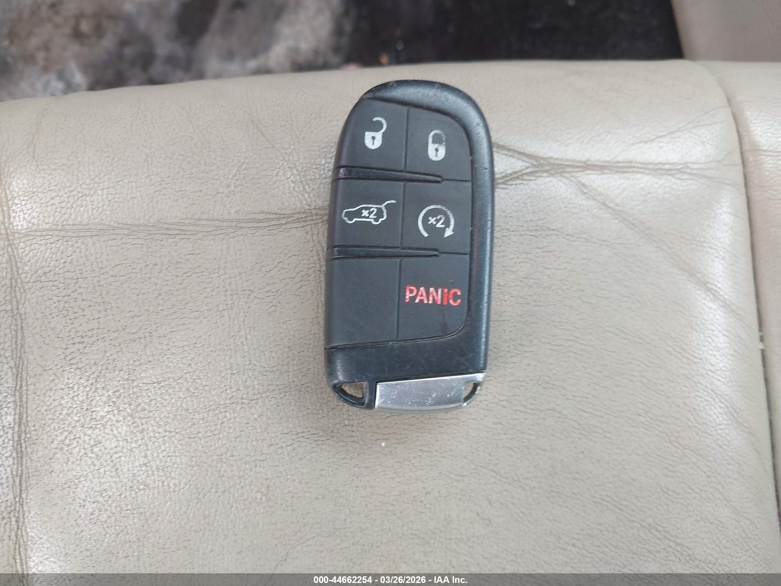 2015 Jeep Grand Cherokee Limited Белый vin: 1C4RJFBG3FC738321