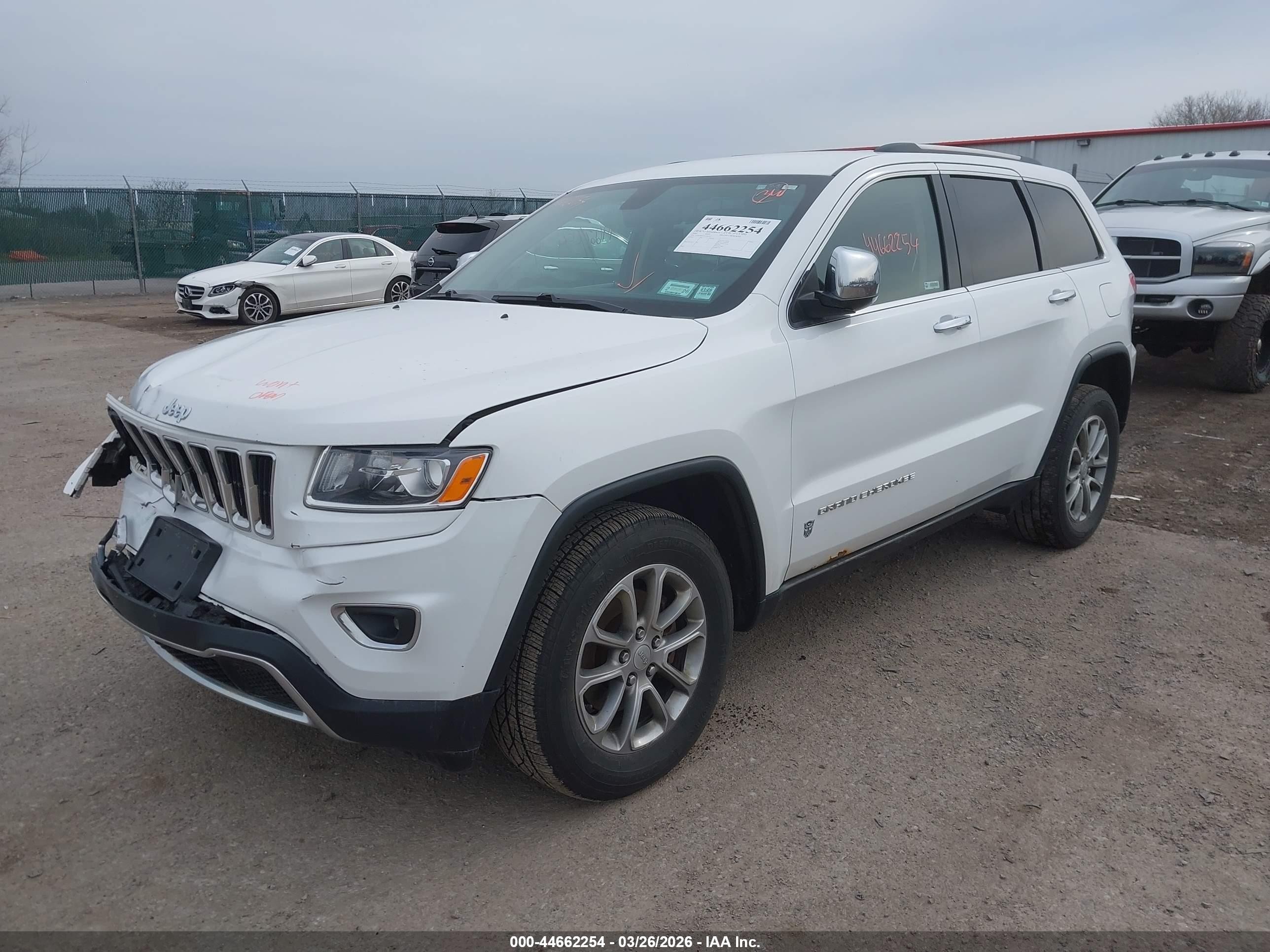 2015 Jeep Grand Cherokee Limited Белый vin: 1C4RJFBG3FC738321