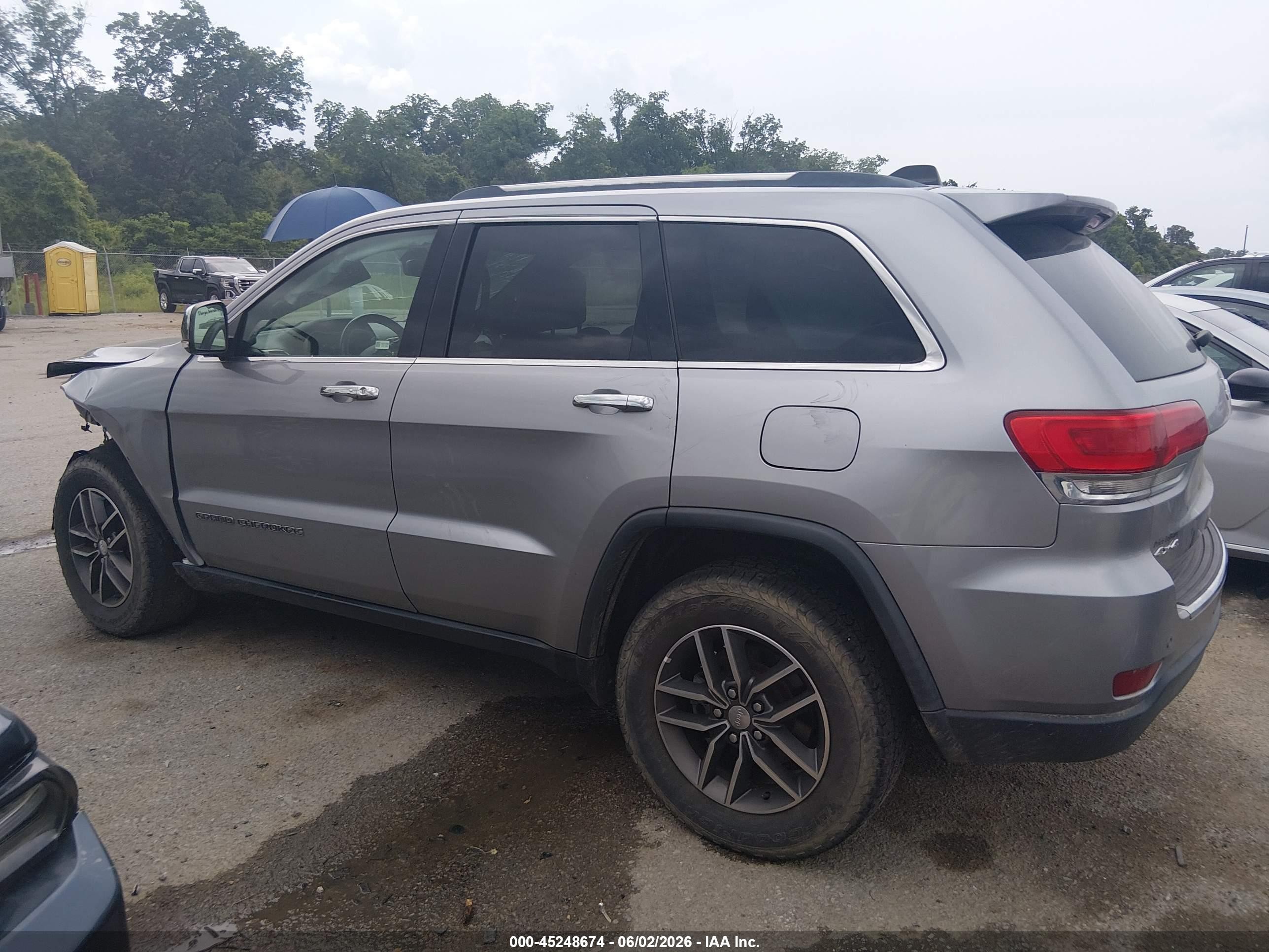 2017 Jeep Grand Cherokee Limited 4x4 Silver vin: 1C4RJFBG3HC931877