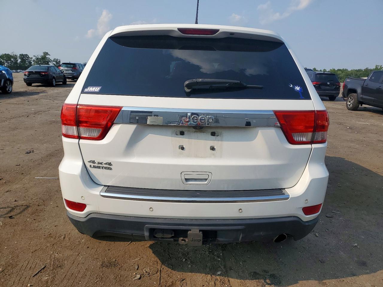 2013 Jeep Grand Cherokee Limited White vin: 1C4RJFBG4DC583341