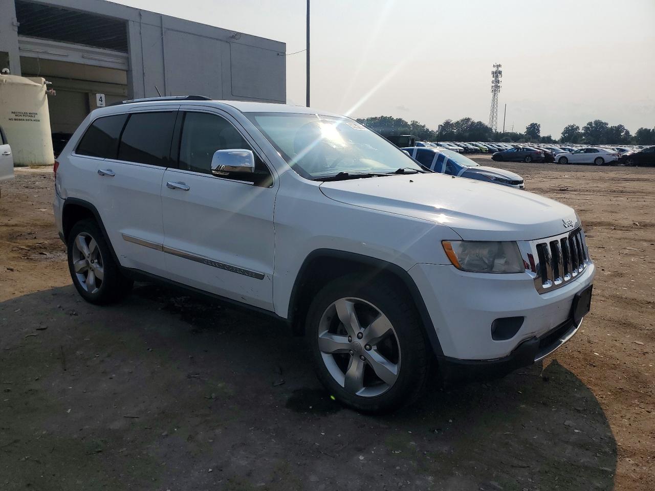 2013 Jeep Grand Cherokee Limited White vin: 1C4RJFBG4DC583341