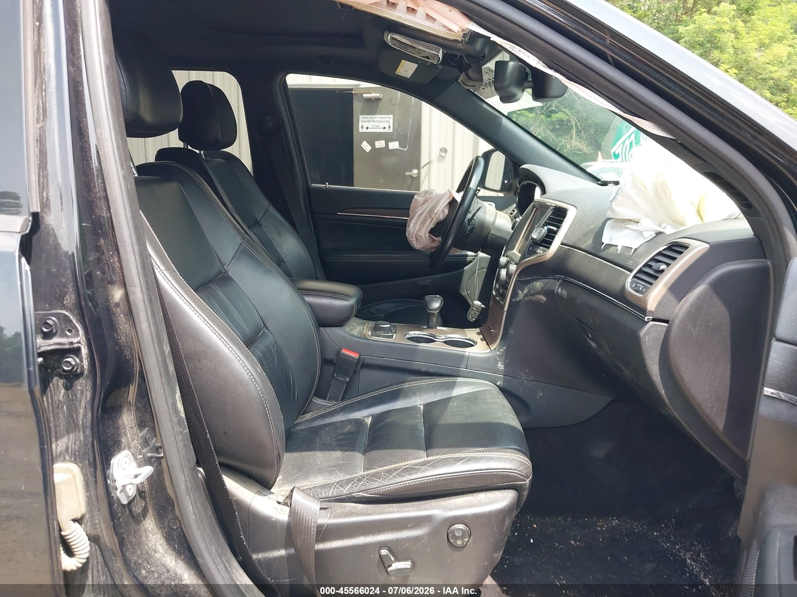 2015 Jeep Grand Cherokee Limited Черный vin: 1C4RJFBG4FC149214