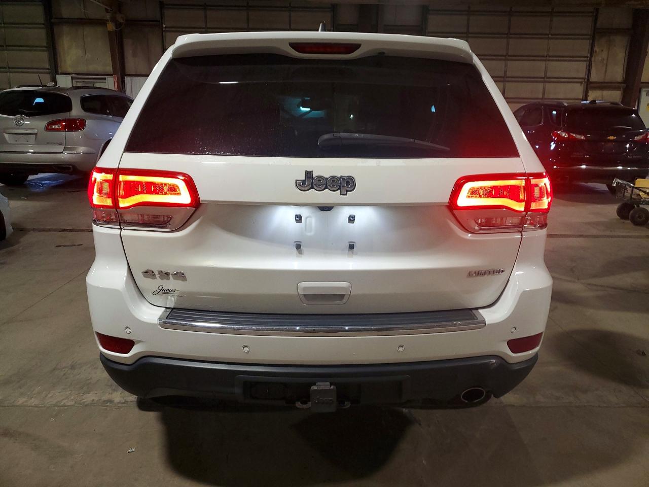 2015 Jeep Grand Cherokee Limited White vin: 1C4RJFBG4FC172458