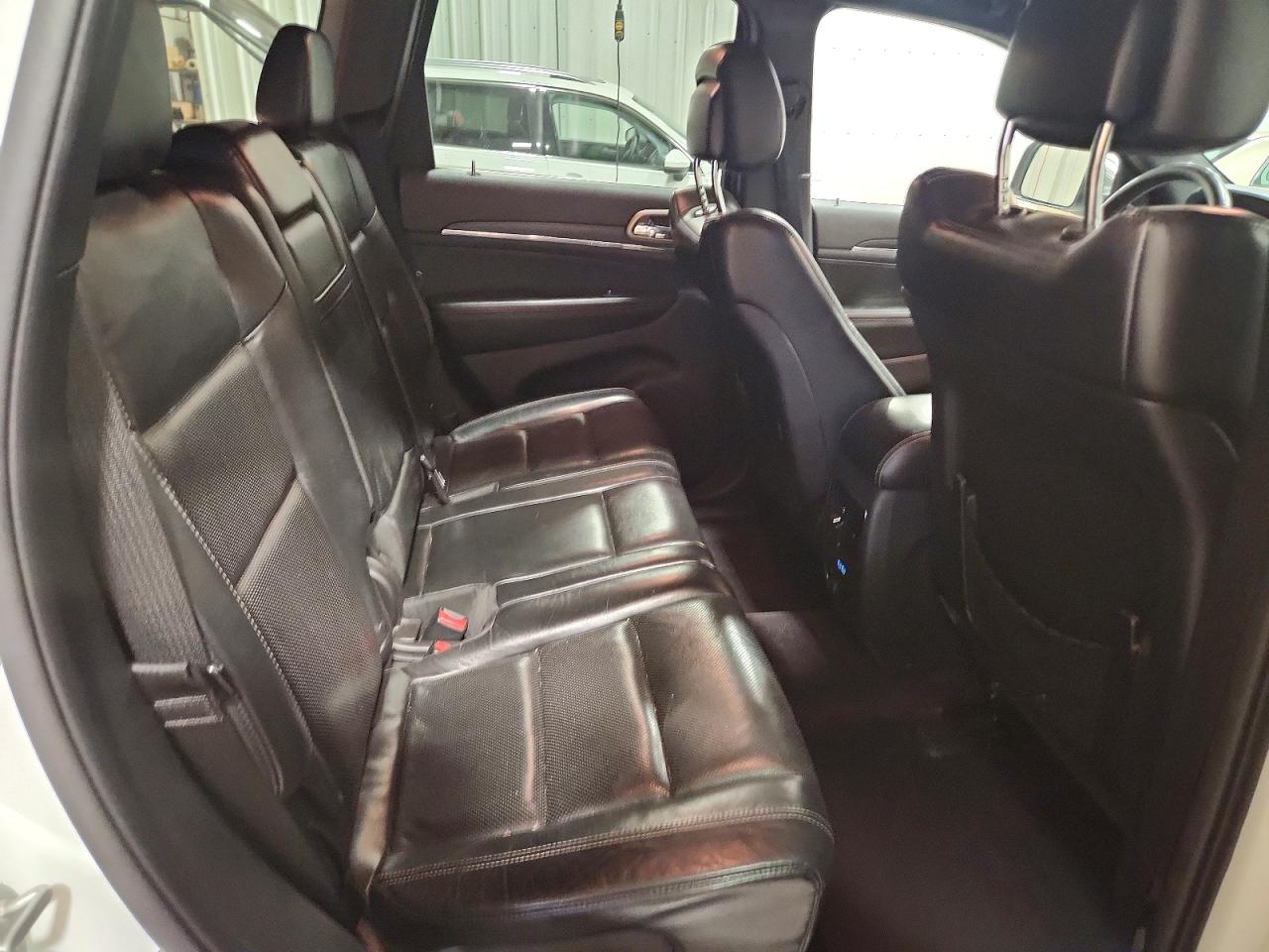 2015 Jeep Grand Cherokee Limited Белый vin: 1C4RJFBG4FC233775