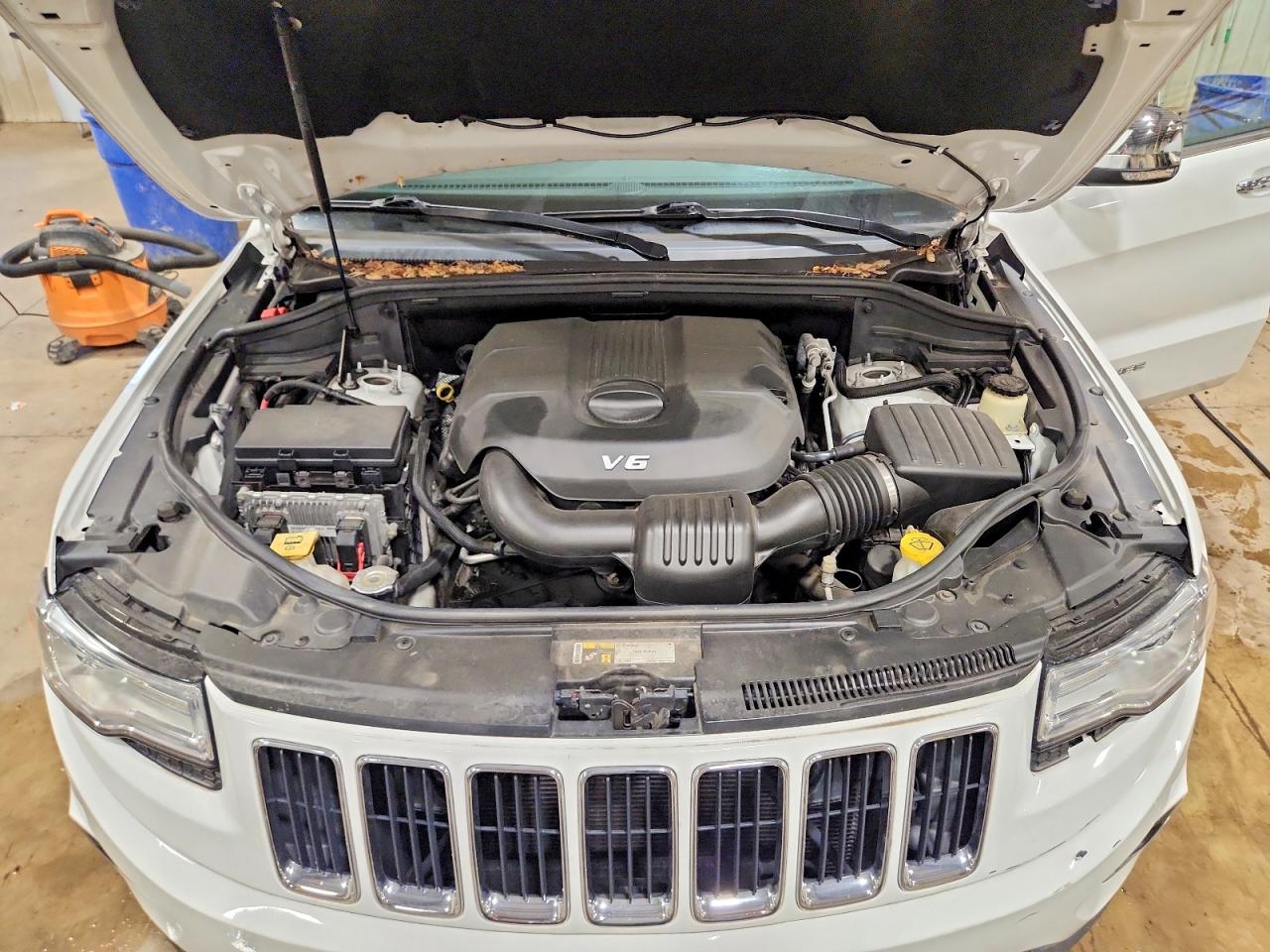 2015 Jeep Grand Cherokee Limited Белый vin: 1C4RJFBG4FC233775