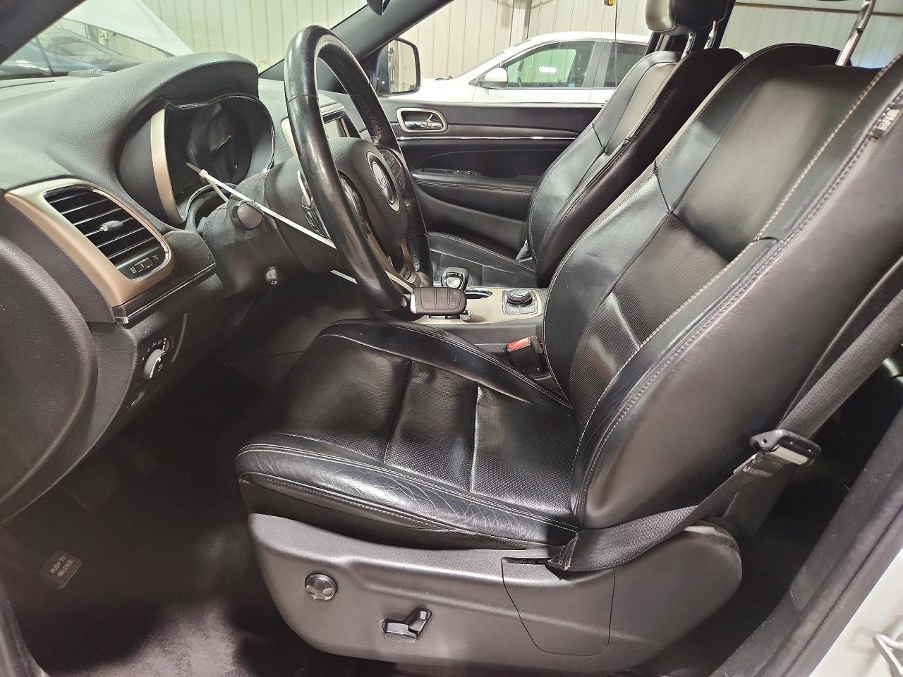 2015 Jeep Grand Cherokee Limited Белый vin: 1C4RJFBG4FC233775