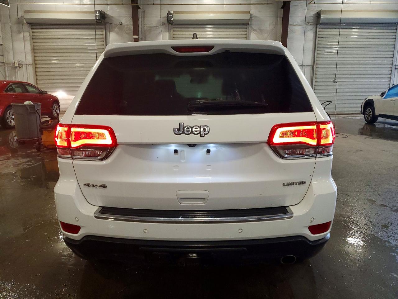 2015 Jeep Grand Cherokee Limited White vin: 1C4RJFBG4FC603851