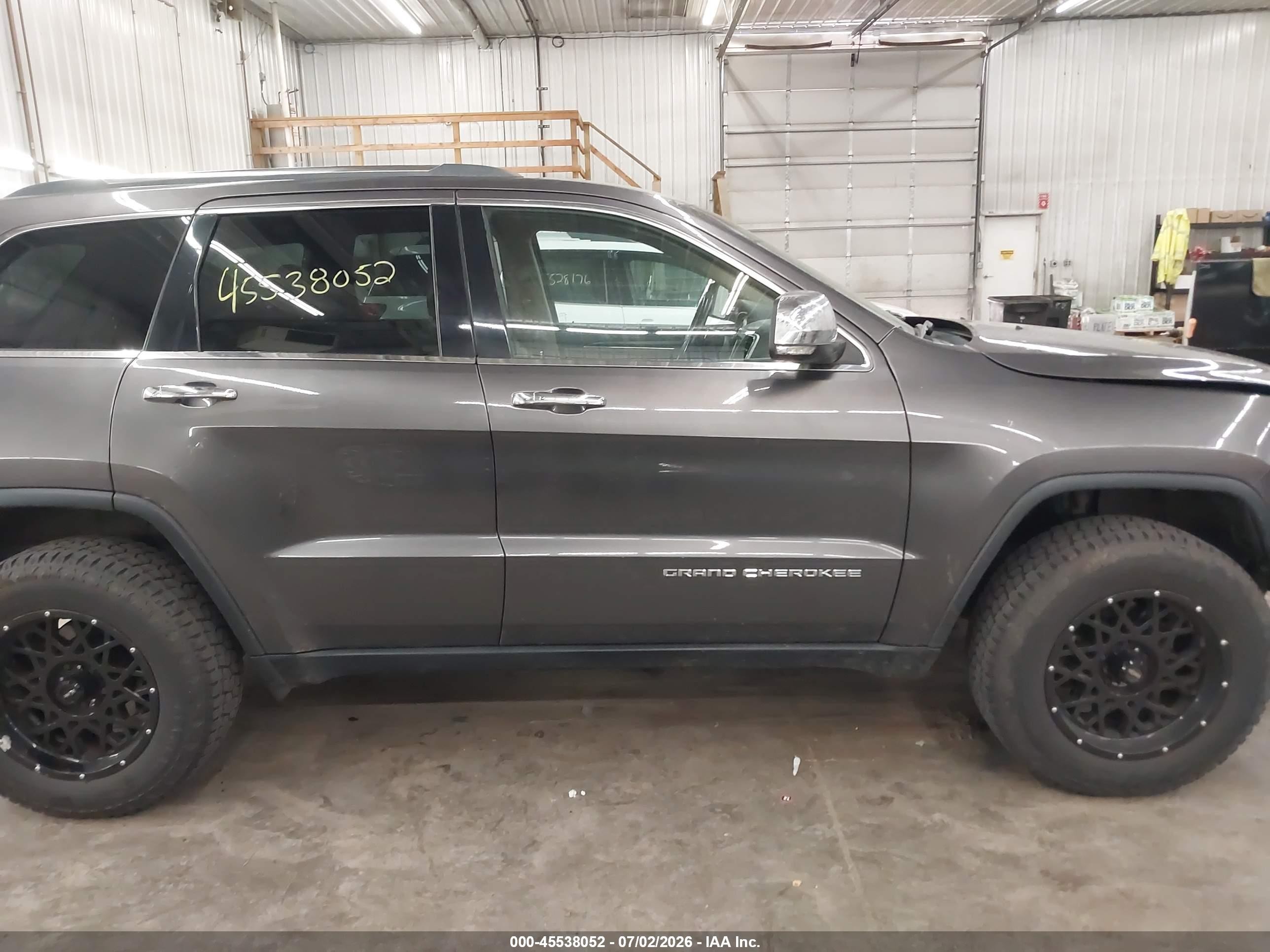 2015 Jeep Grand Cherokee Limited Silver vin: 1C4RJFBG4FC632878