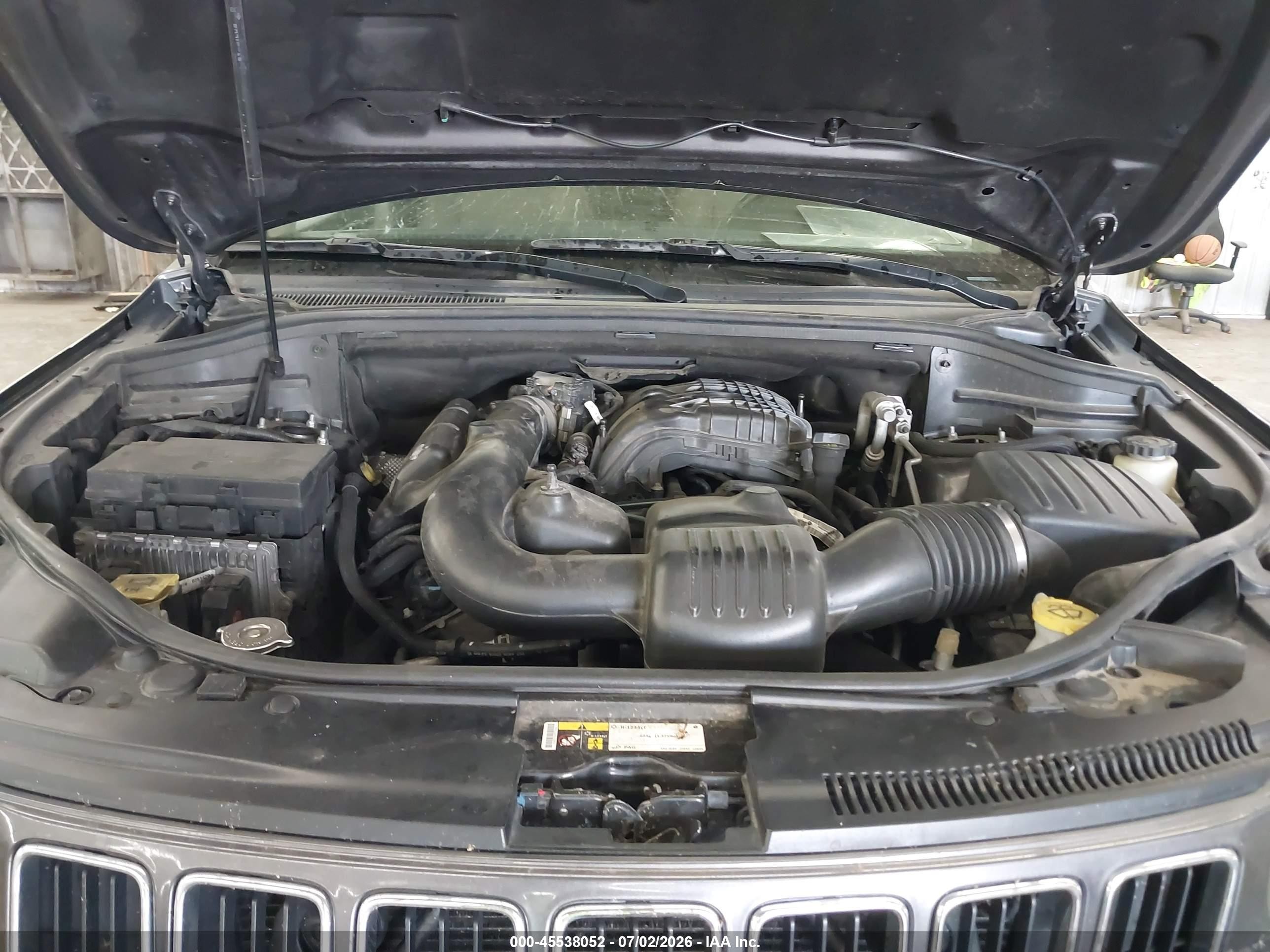 2015 Jeep Grand Cherokee Limited Silver vin: 1C4RJFBG4FC632878