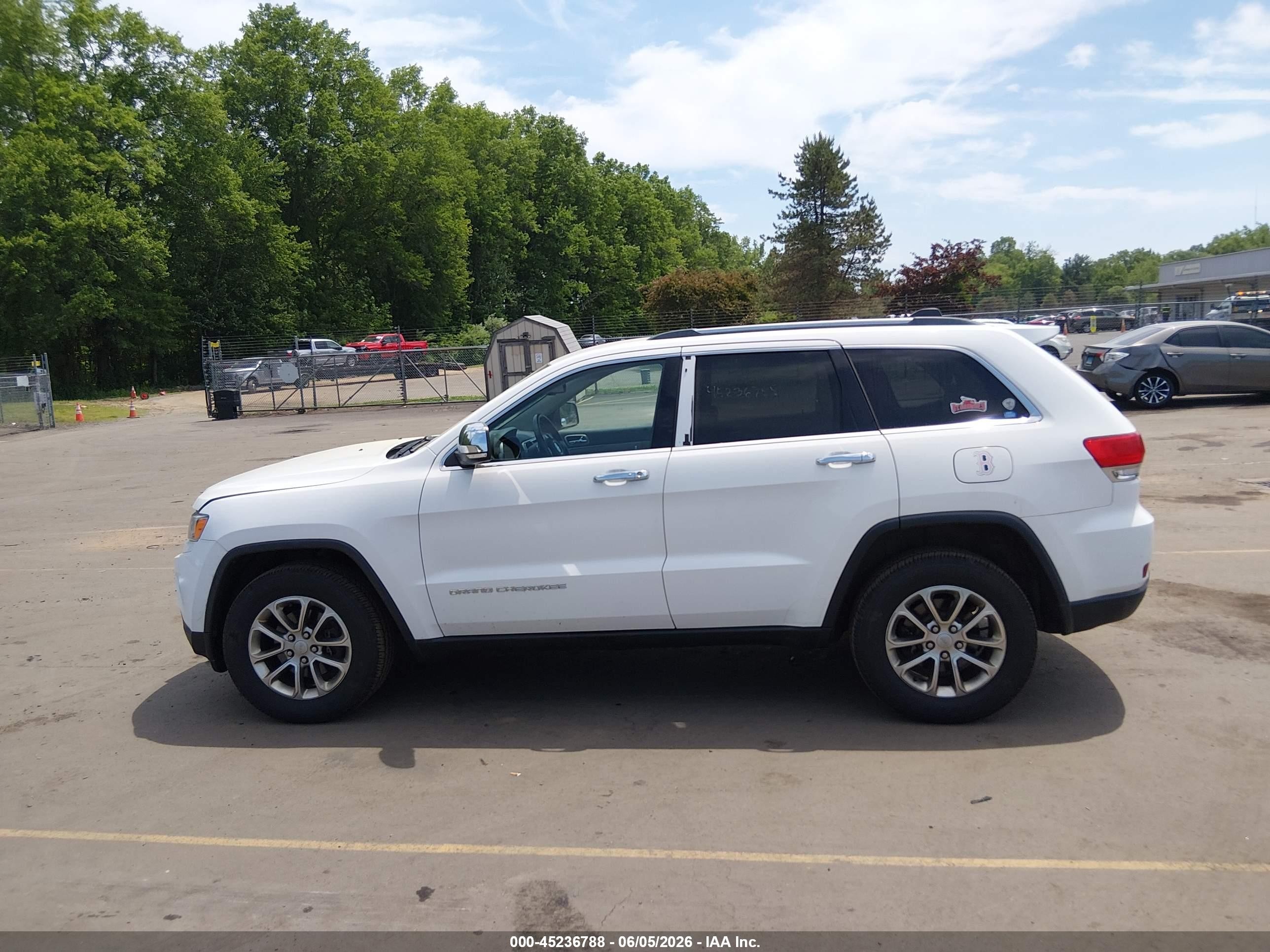 2015 Jeep Grand Cherokee Limited White vin: 1C4RJFBG4FC724881