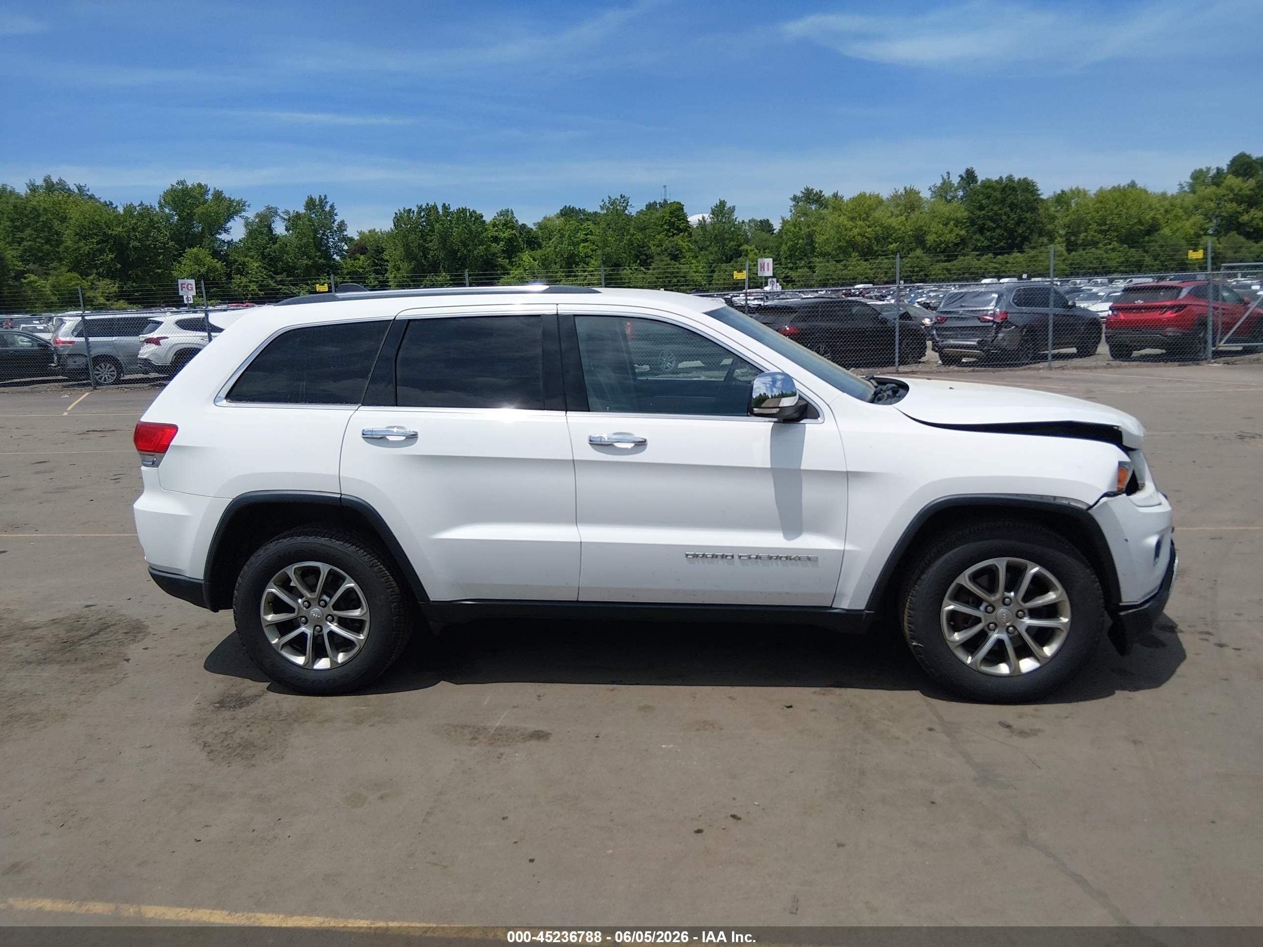 2015 Jeep Grand Cherokee Limited White vin: 1C4RJFBG4FC724881