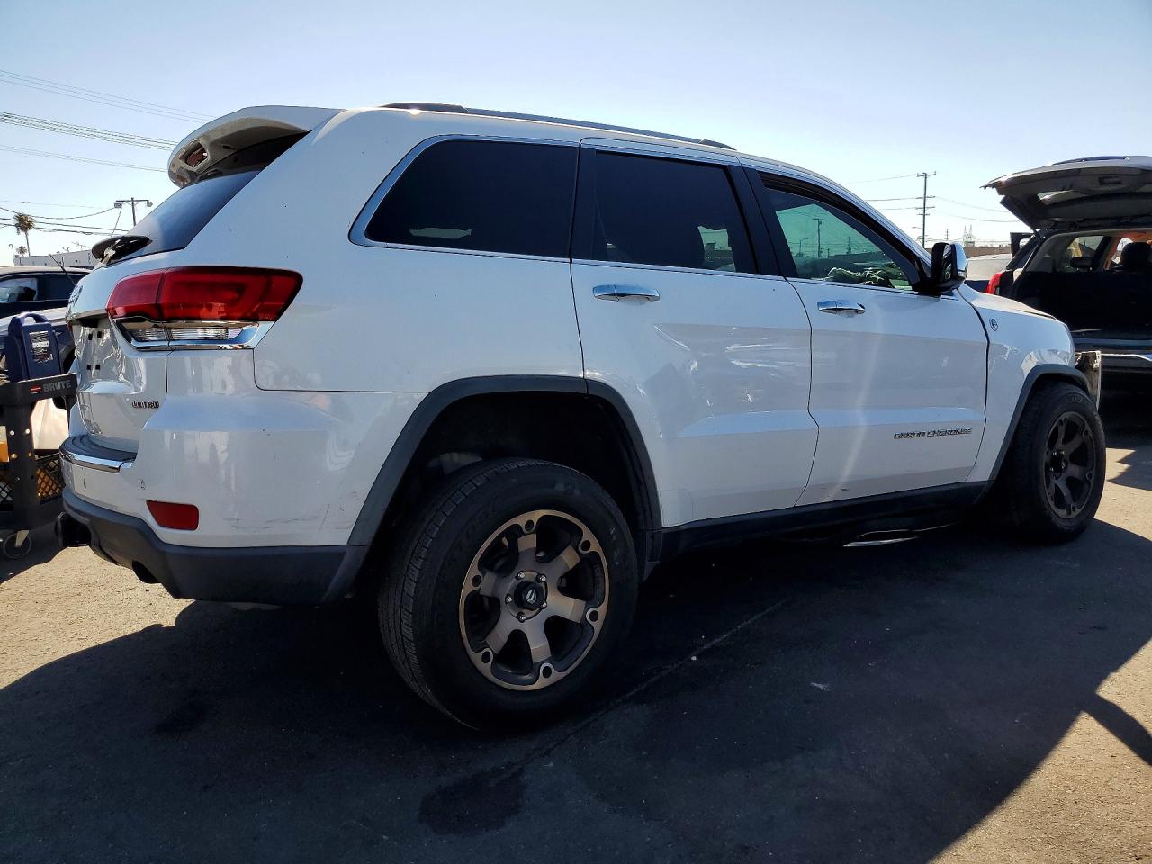 2015 Jeep Grand Cherokee Limited White vin: 1C4RJFBG4FC738702