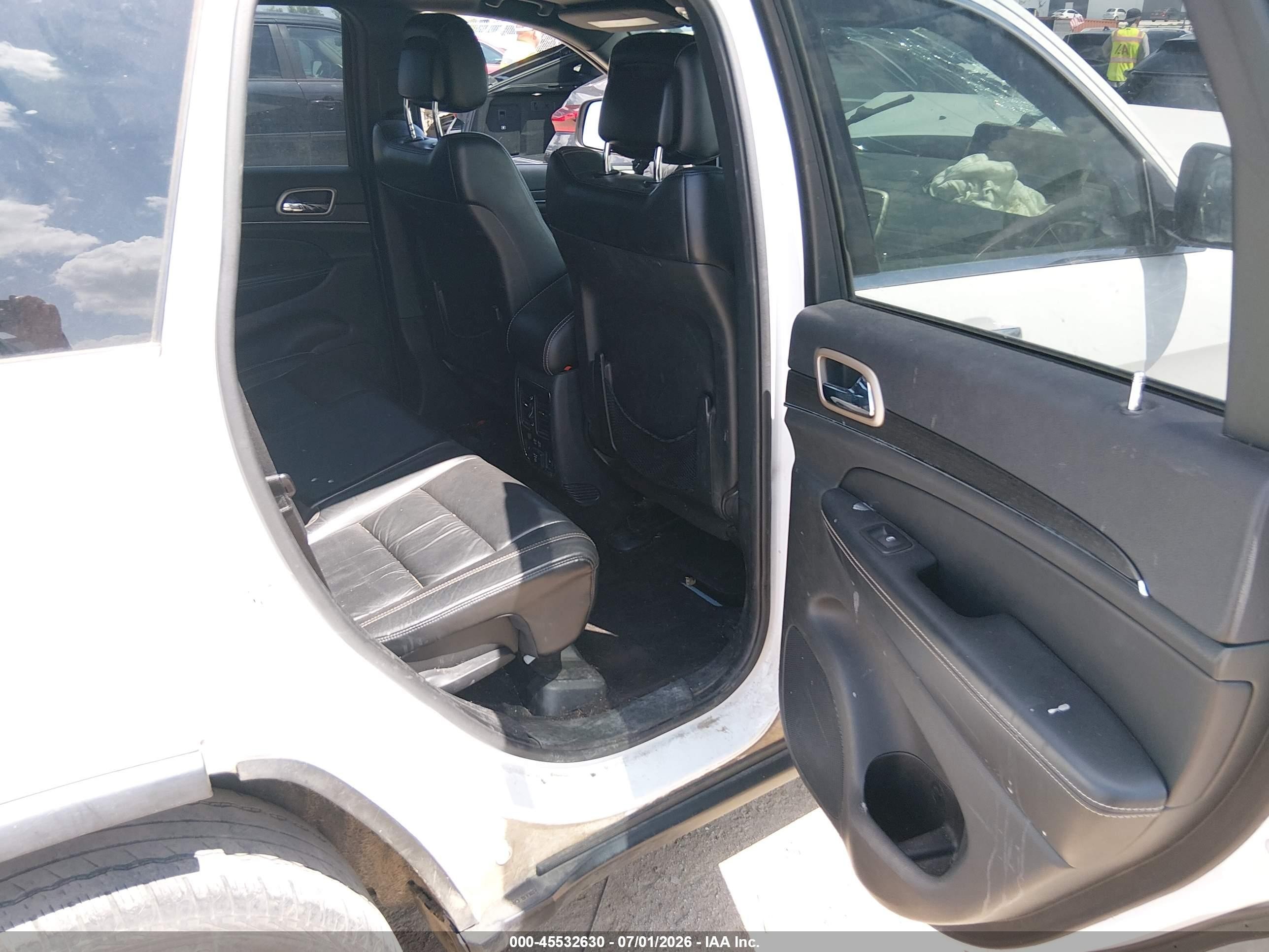 2015 Jeep Grand Cherokee Limited White vin: 1C4RJFBG4FC753474