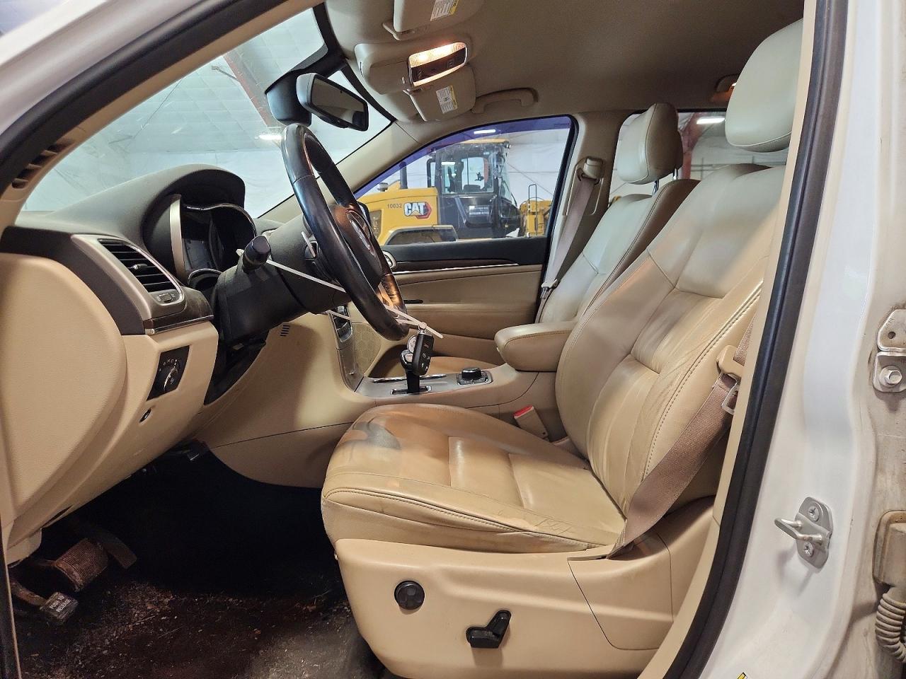 2015 Jeep Grand Cherokee Limited White vin: 1C4RJFBG4FC756911
