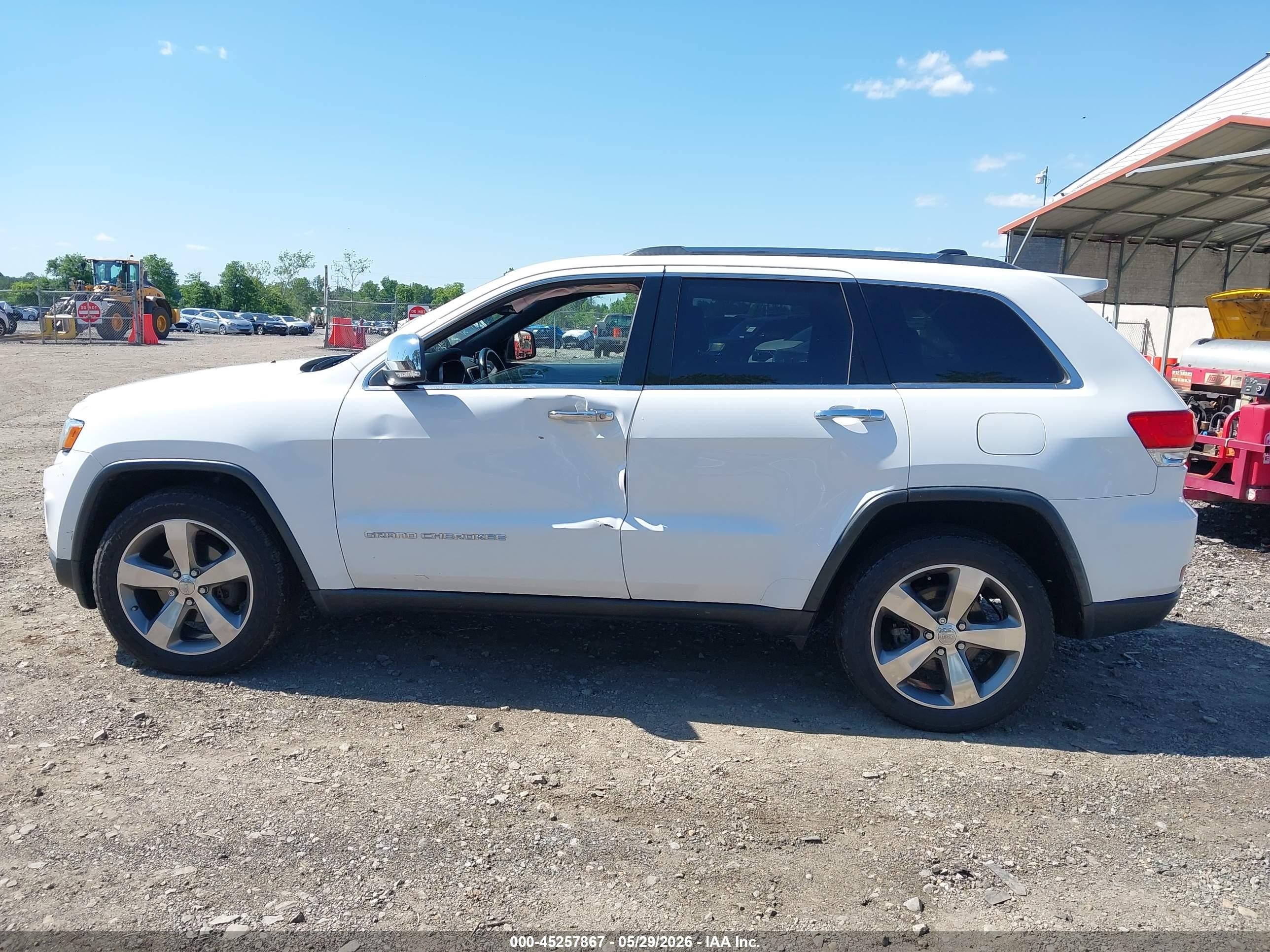 2015 Jeep Grand Cherokee Limited White vin: 1C4RJFBG4FC777192