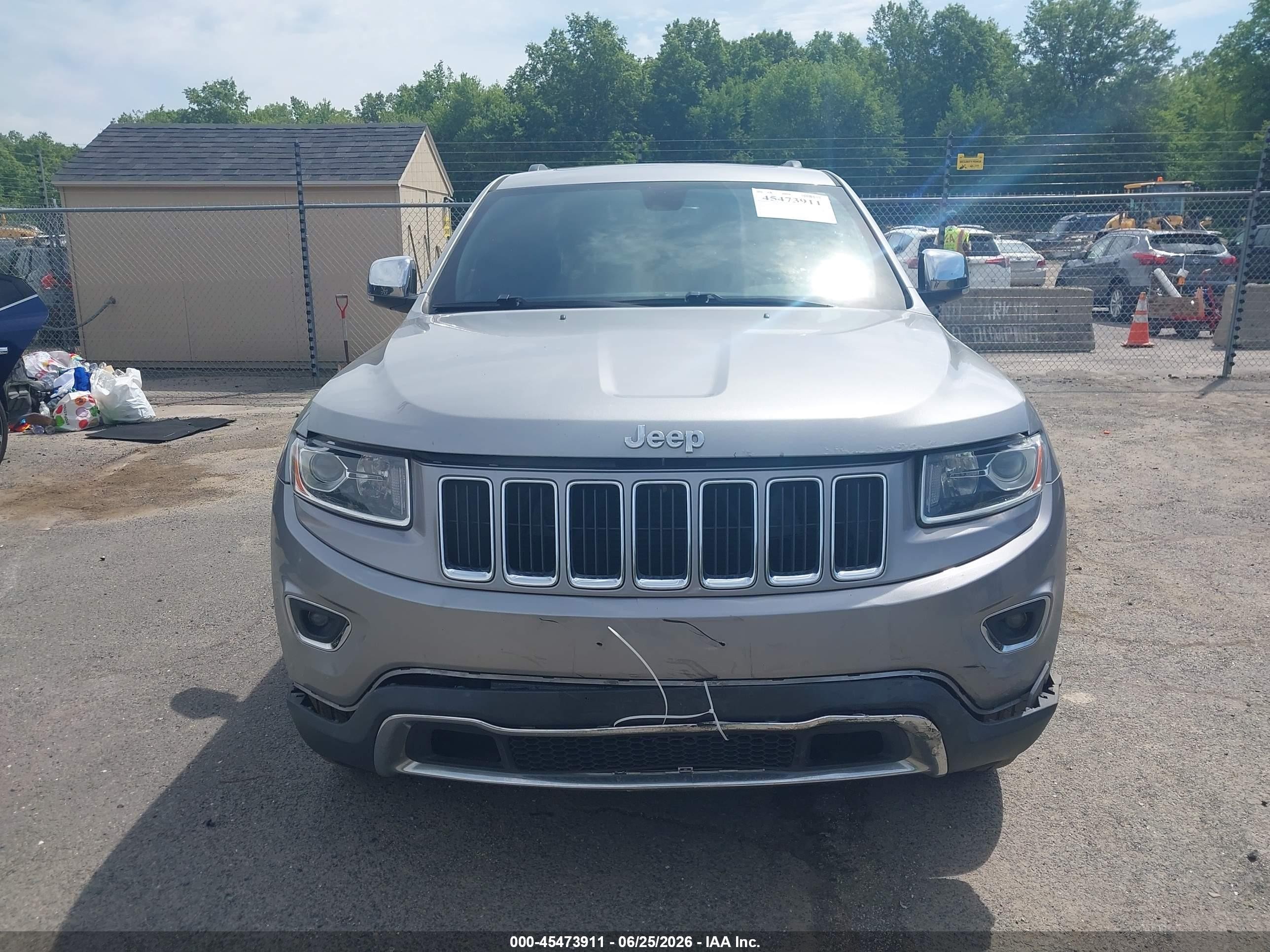 2015 Jeep Grand Cherokee Limited Серебряный vin: 1C4RJFBG4FC859942