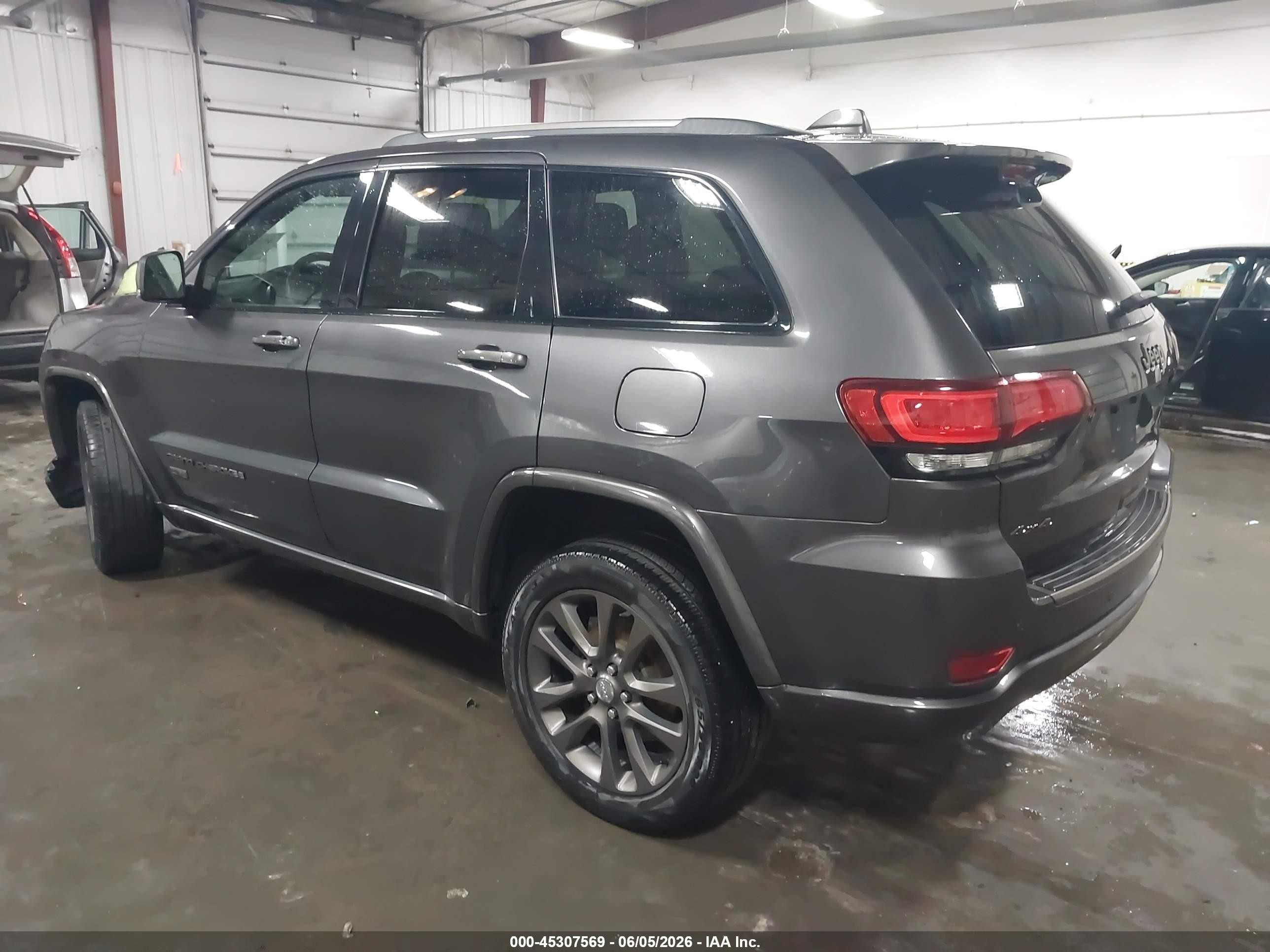 2017 Jeep Grand Cherokee Limited 75th Anniversary Edition 4x4 Gray vin: 1C4RJFBG4HC663356