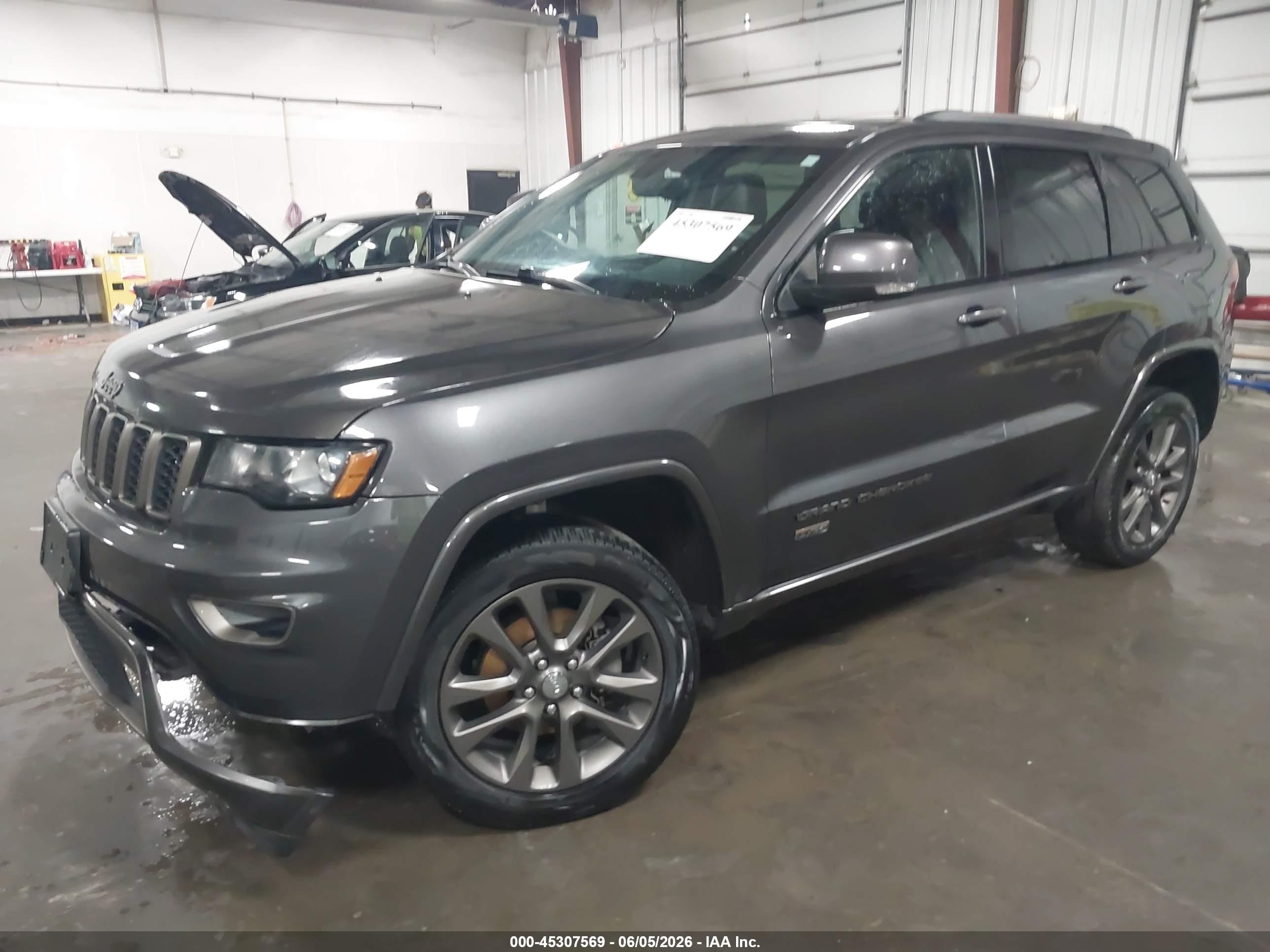 2017 Jeep Grand Cherokee Limited 75th Anniversary Edition 4x4 Gray vin: 1C4RJFBG4HC663356